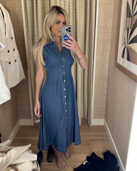 Another Veronica Beard work or travel dress that’s super easy for packing and styling! Use code TOGETHER to get it on the Neiman gift card event. 

#LTKworkwear #LTKtravel #LTKSeasonal