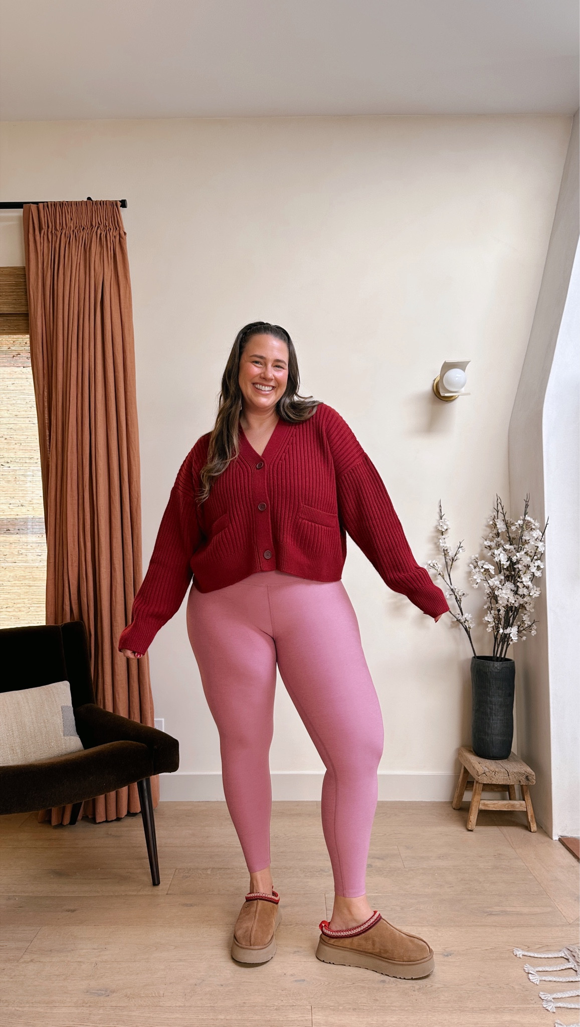 I’m an XL in the sweater and a large in the leggings! 

#LTKSaleAlert #LTKMidsize #LTKActive