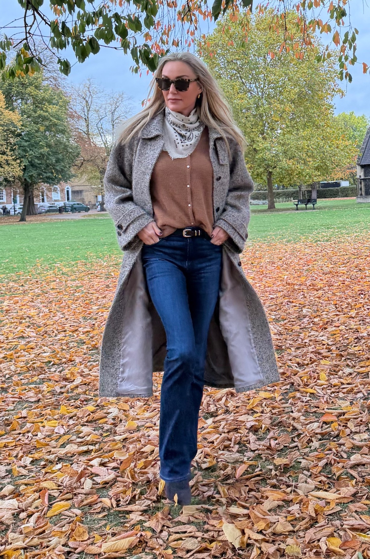 Autumn in London 🤎
Cashmere bandana is Kujten oat hachi 

#LTKuk #LTKautumn