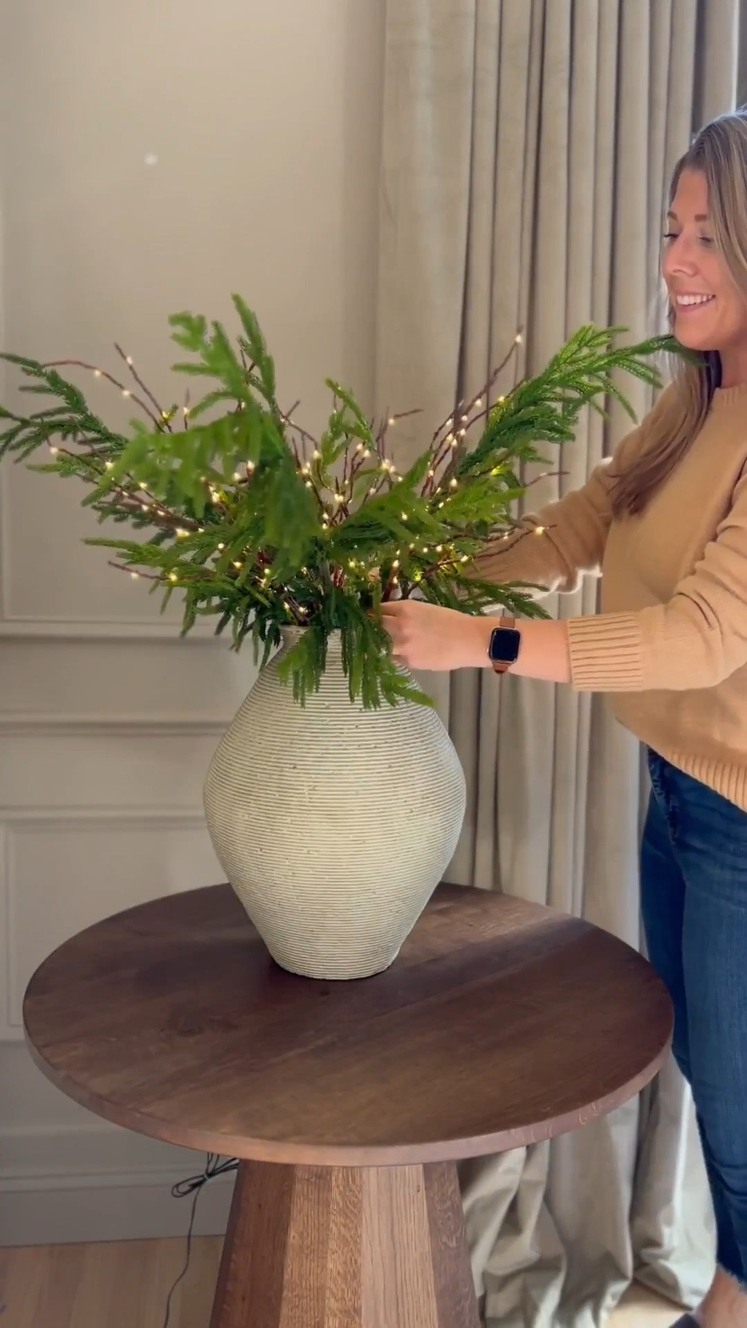 Christmas Home Decor

Christmas  Christmas home decor  faux greenery  twinkle lights  twinkle light stems  side table styling  canvas art  candles  dining room inspo  textured vase  modern home  neutral home  seasonal home decor  ArchedManor#LTKWatchNow 


#LTKHome #LTKSeasonal #LTKHoliday