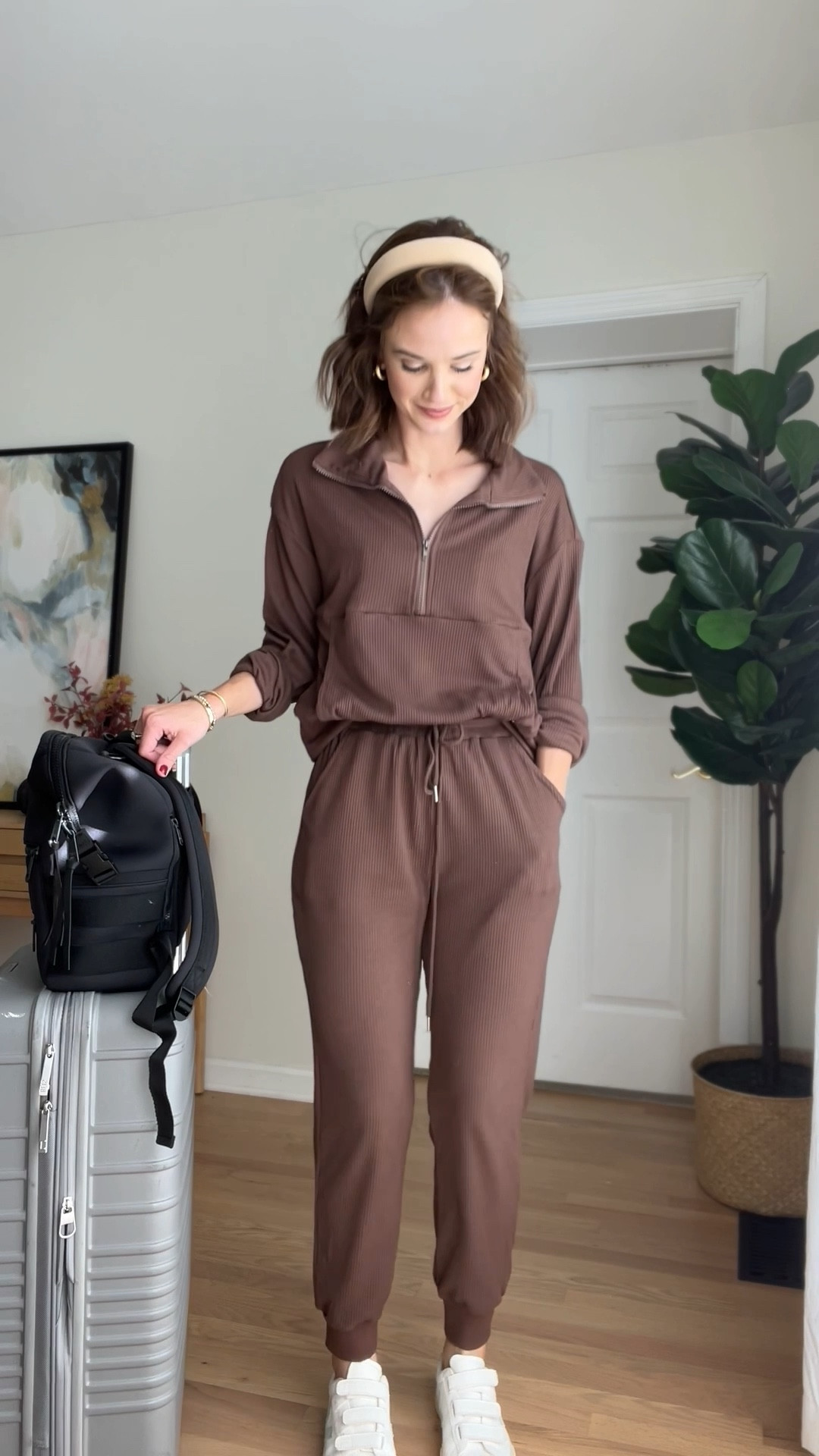 Travel sets // airport outfit // road-trip outfit // travel outfit 

Purple : wearing s
Brown : wearing s
Gray : wearing m 

#LTKSeasonal #LTKtravel #LTKfindsunder50