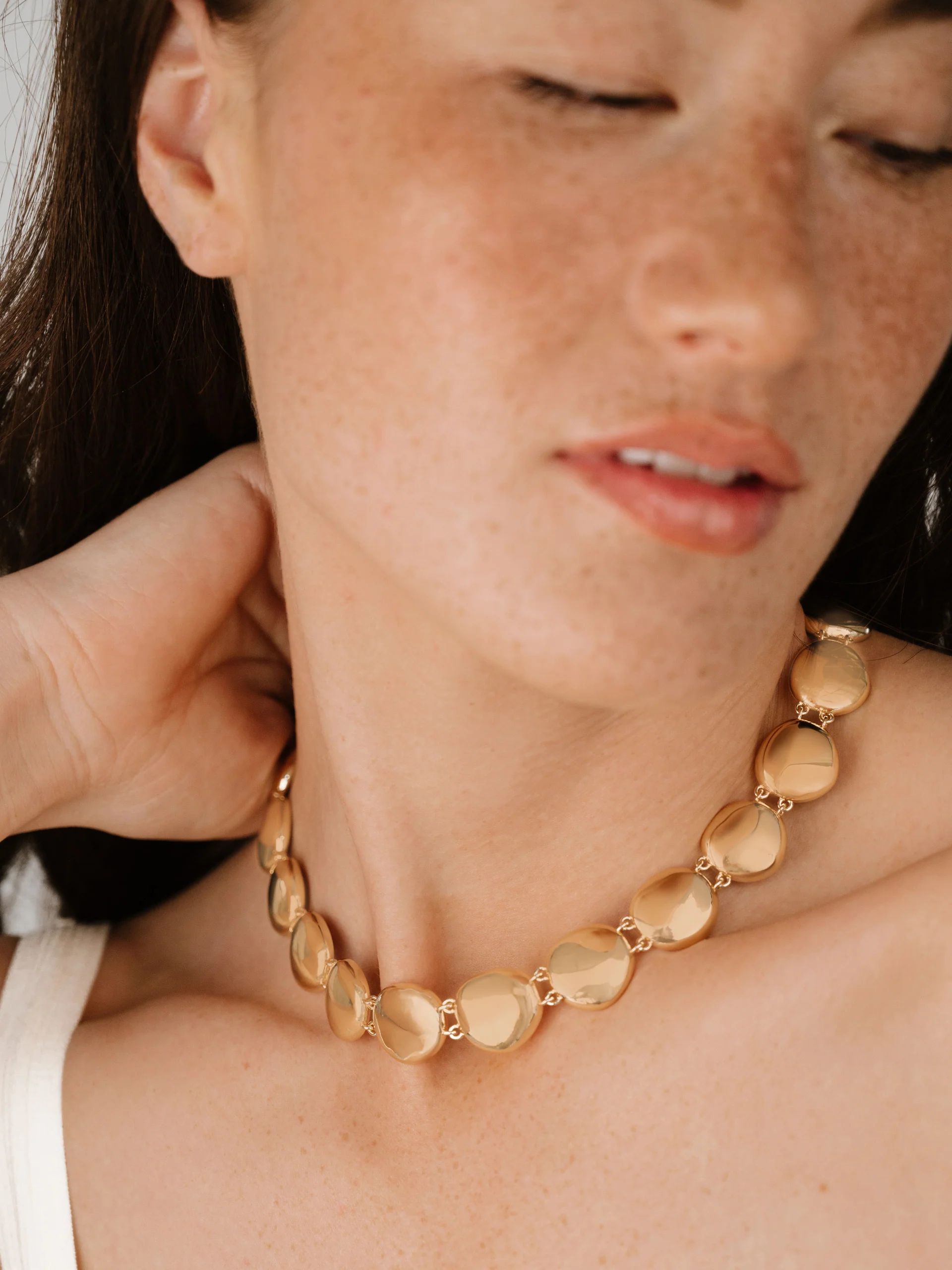 Polished Pebble Choker Necklace | Ettika