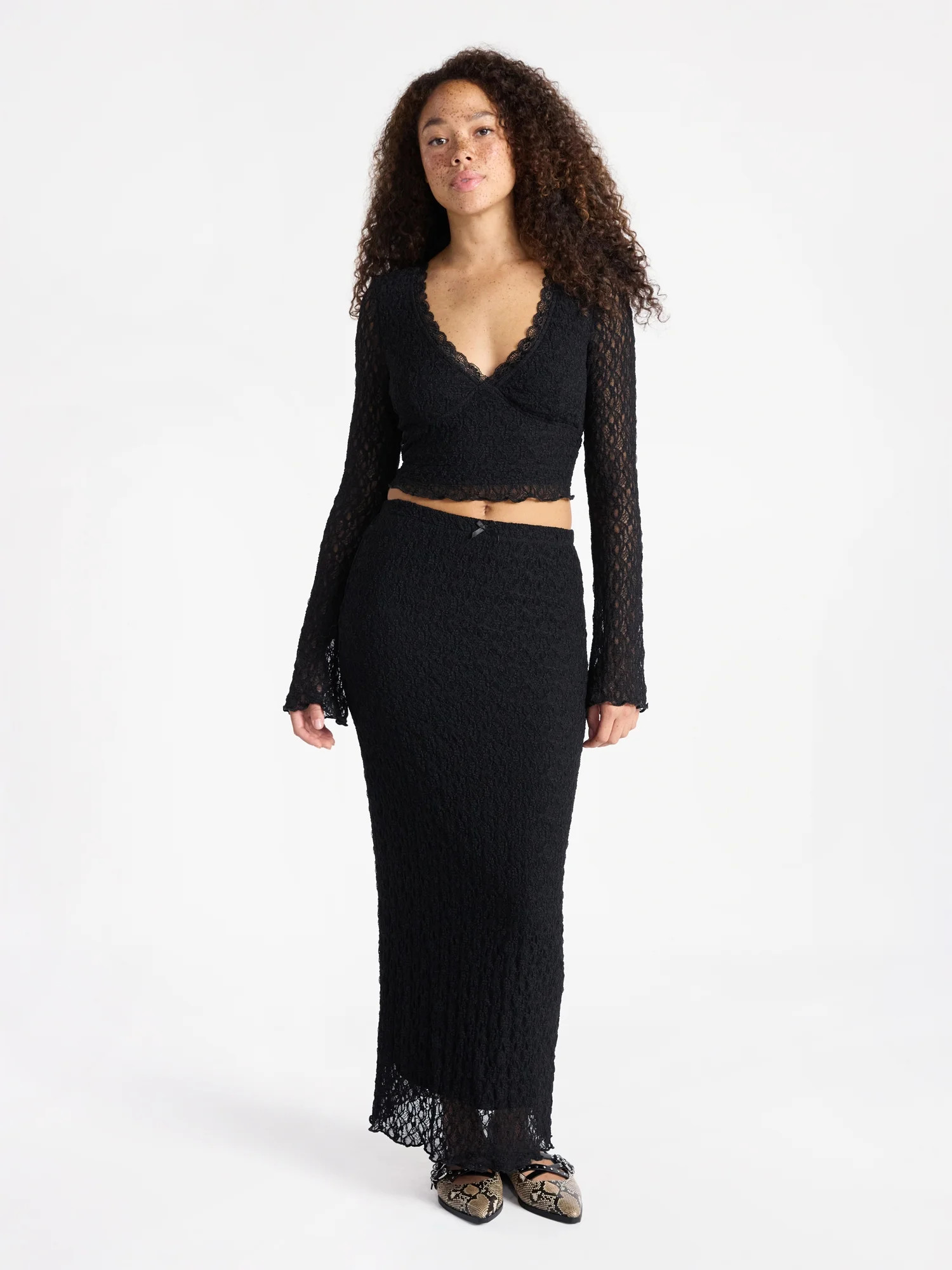 No Boundaries Lace Long Sleeve Crop Top and Midi Skirt Set, 2-Piece, Women’s | Walmart (US)