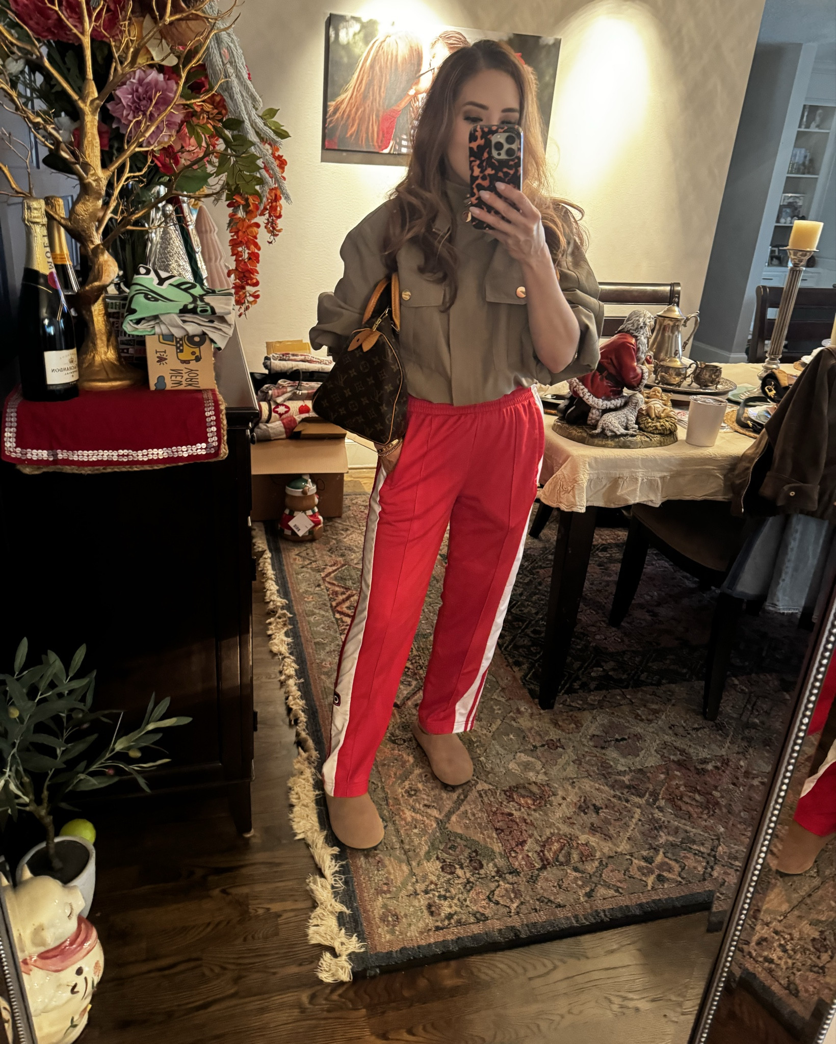 Daily Fit…
Jacket @commense
Pants @adidas
Clog @amazon


#LTKootd #LTKOver40 #LTKmomlife