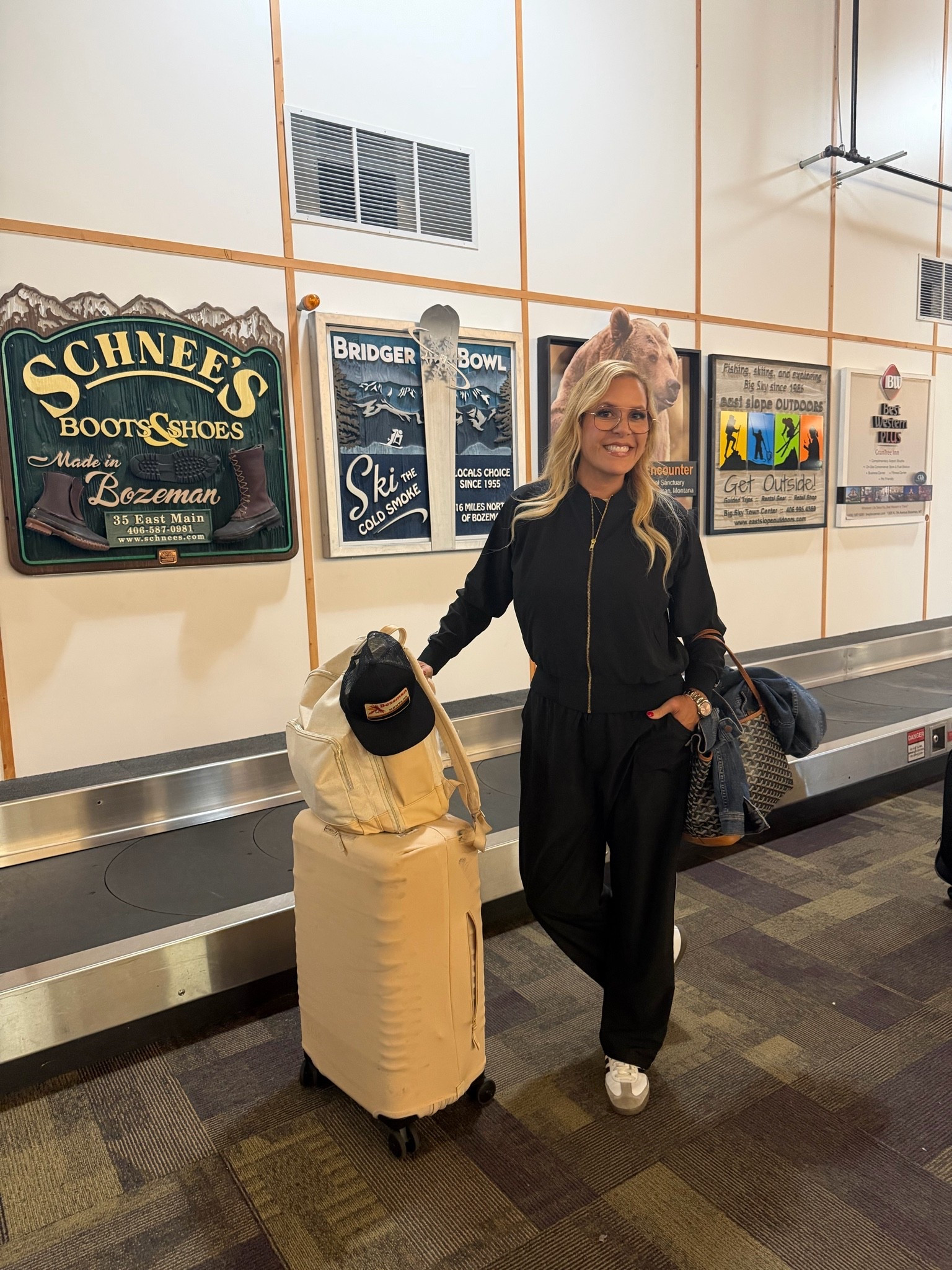Love this track suit from Albion for travel! Super comfy and lightweight and does not wrinkle! Use code Sunkaren10 for your discount sitewide.  Grab a luggage cover from Beis saves your luggage!

#LTKTravel #LTKdayinmylife #LTKActive