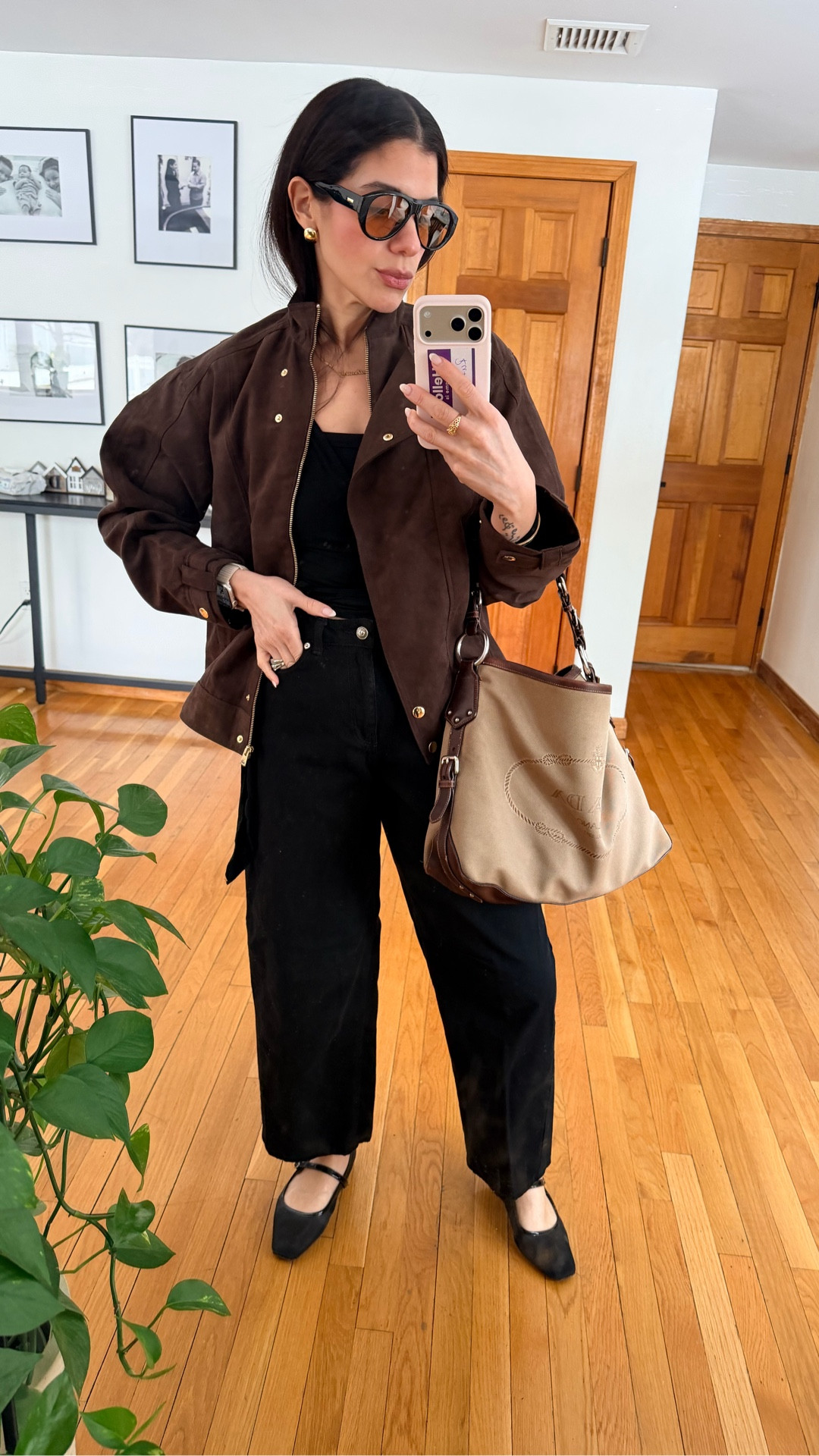 Black & brown & spring is coming 

#LTKgrwm #LTKmomlife #LTKSpringSale