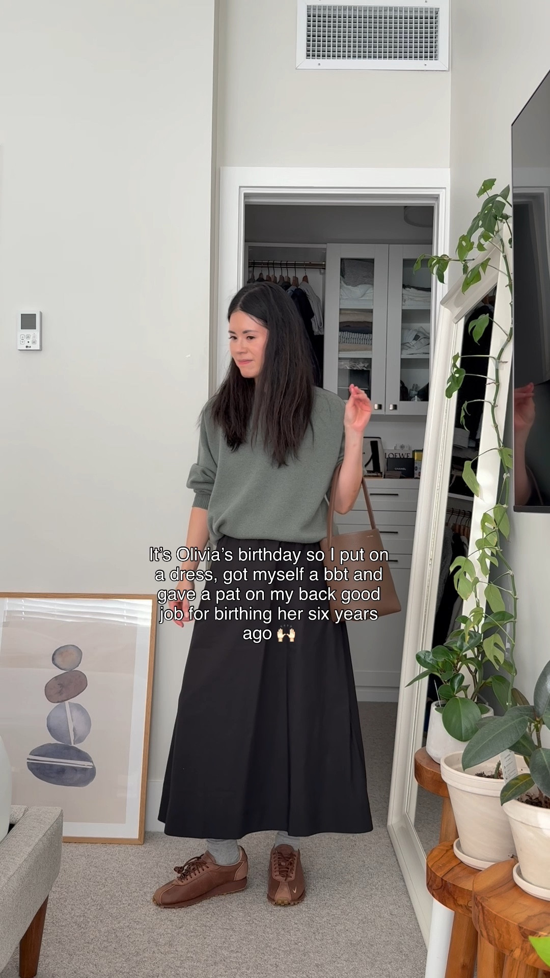 Aritzia sweater: wearing xs and it’s oversized already
Dress: Everlane. Tts. Xs
Aritzia / Nike sneakers. Tts
The Row tote in small

#LTKpetite #LTKfall #LTKcanada