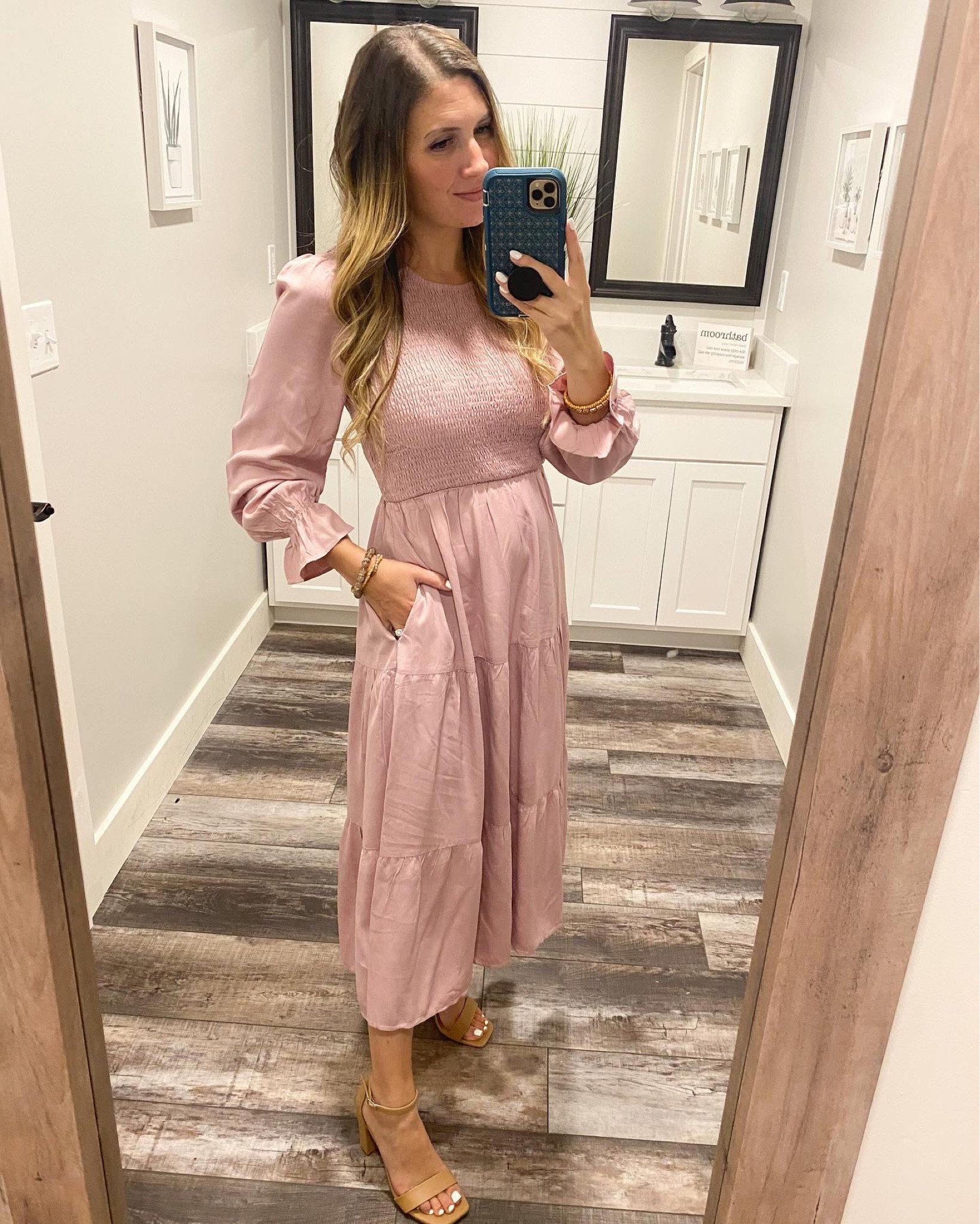 It’s flowy. It has pockets. It has puff bell sleeves. It’s this dress! Love it 😍 #fall

#LTKSeasonal #LTKunder50 #LTKstyletip