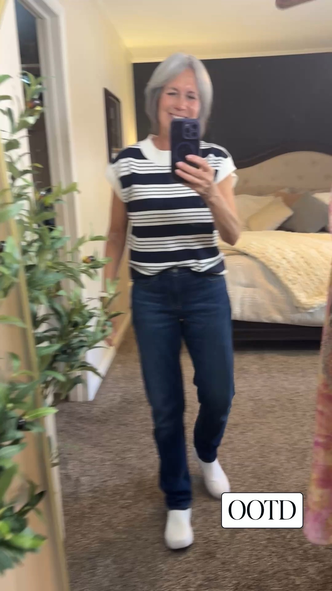 Happy Friday! Size down in the boyfriend jeans. I am wearing a small in the sweater. 

#styleover50
#over50style
#midlifestyle
#effortlessstyle
#modernclassicstyle

#LTKootd #LTKOver40