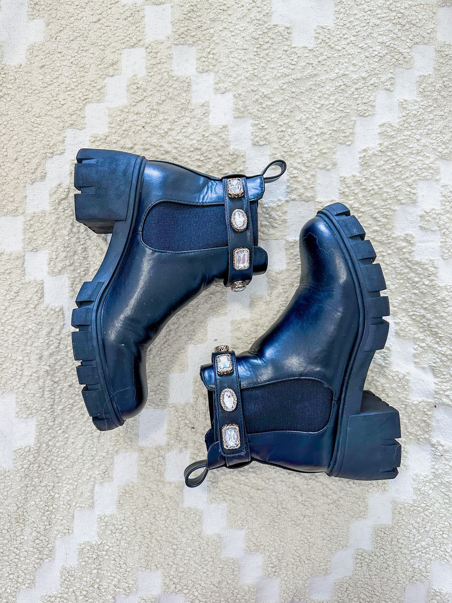 Favorite chunky boots! 

#LTKfindsunder100 #LTKfindsunder50
