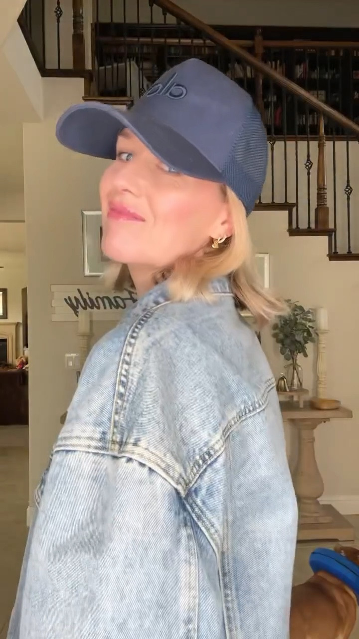 Getting dressed is about ease, comfort, and wearing what you love. Trends are fun to play with, but only when they truly feel like you. I love getting dressed up & fancy, but casual style is my happy place. Elevate your look with accessories: a great bag, sunglasses, jewelry, and a smile of course! 😃 As a personal stylist, seeing confidence in others when they feel good about what they’re wearing will always be my favorite accessory. ❤️

#style #casualstyle #fashion #mystyle #ltkstyletip jacket

#LTKgrwm #LTKOver40 #LTKootd