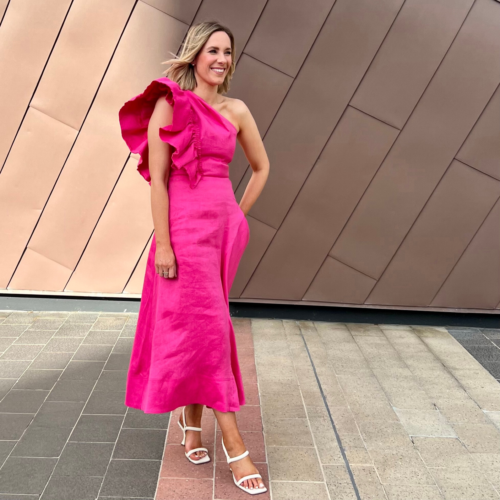 Big sleeve energy in this fuchsia showstopper 

#LTKaustralia