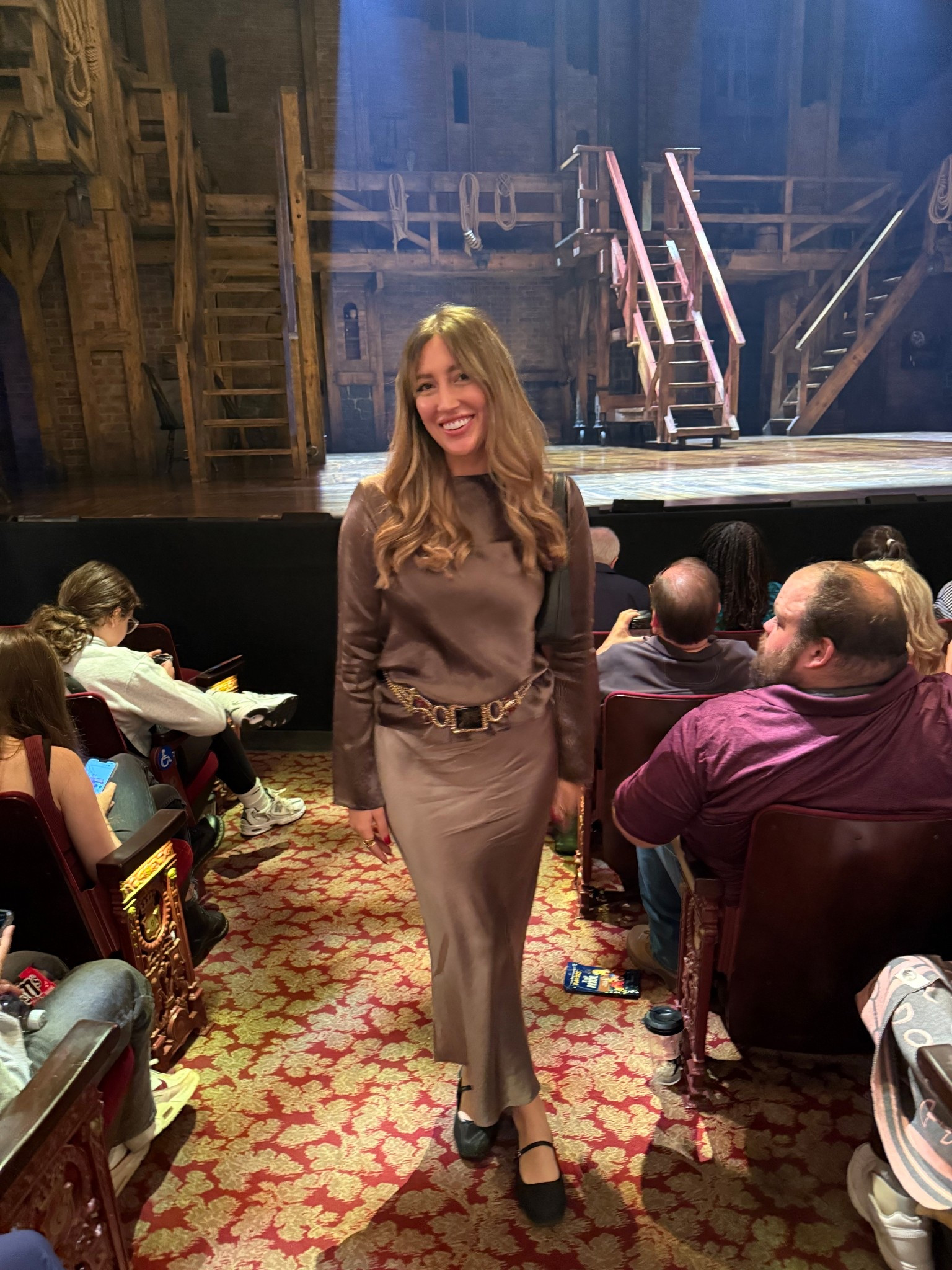 Date night/ dinner & a show outfit! Shoes are old from target

#LTKTravel #LTKBeauty #LTKStyleTip