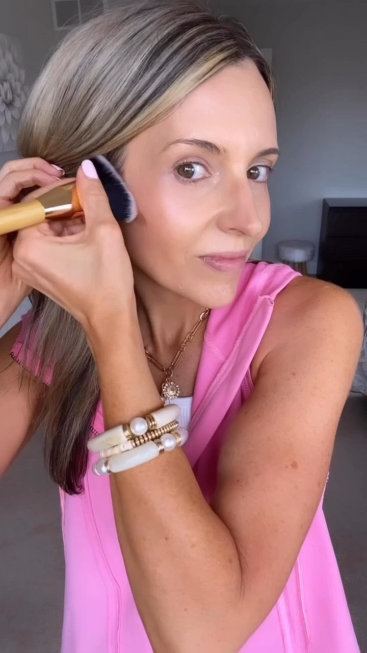 Tartes cyber Monday sale came EARLY😲🎅 40% off (almost) EVERYTHING 👏 code: CYBER

#LTKBeauty #LTKSaleAlert #LTKStyleTip