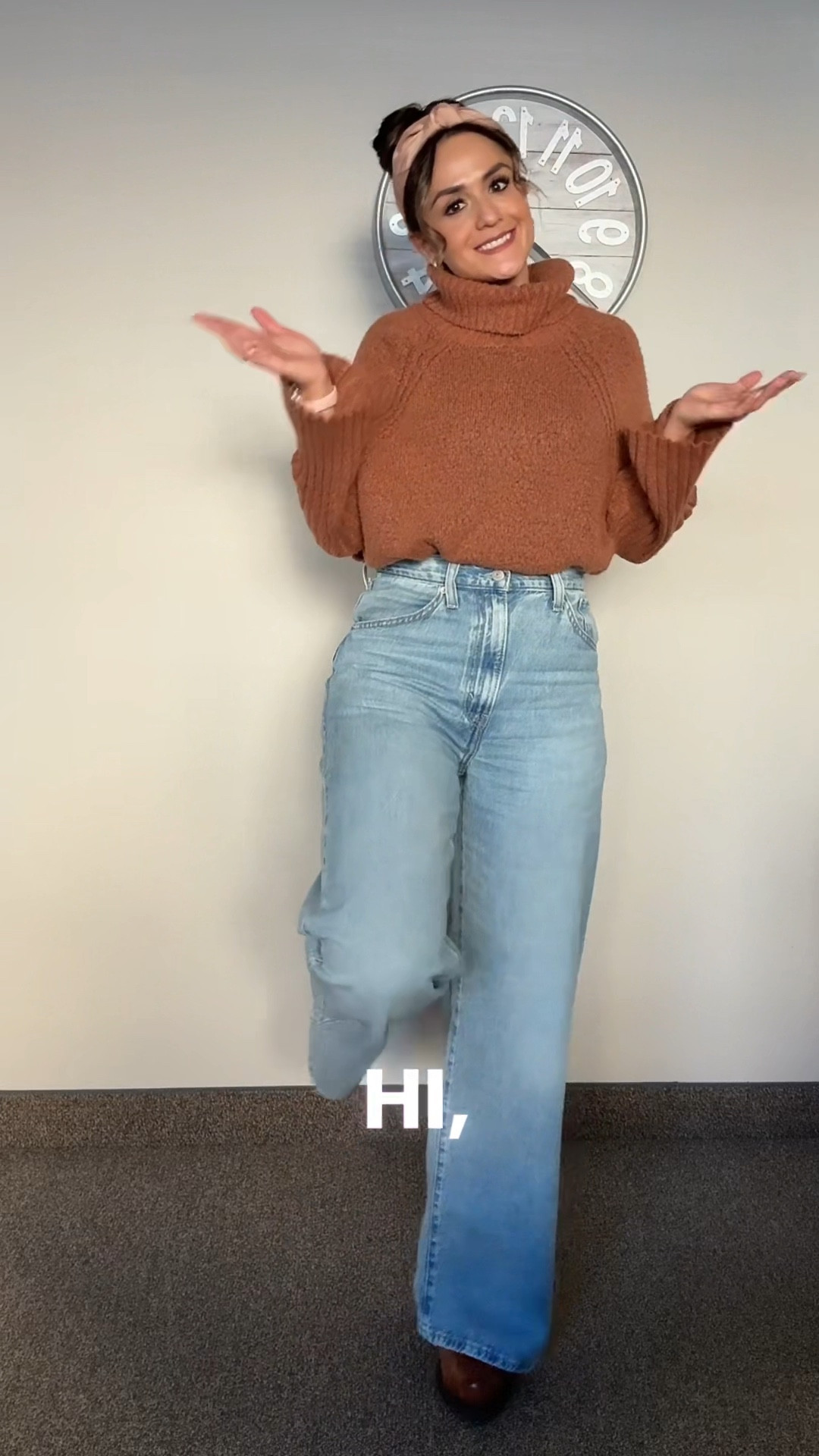 The perfect curvy jeans ❤️👖 

#LTKootd #LTKGiftGuide #LTKgrwm