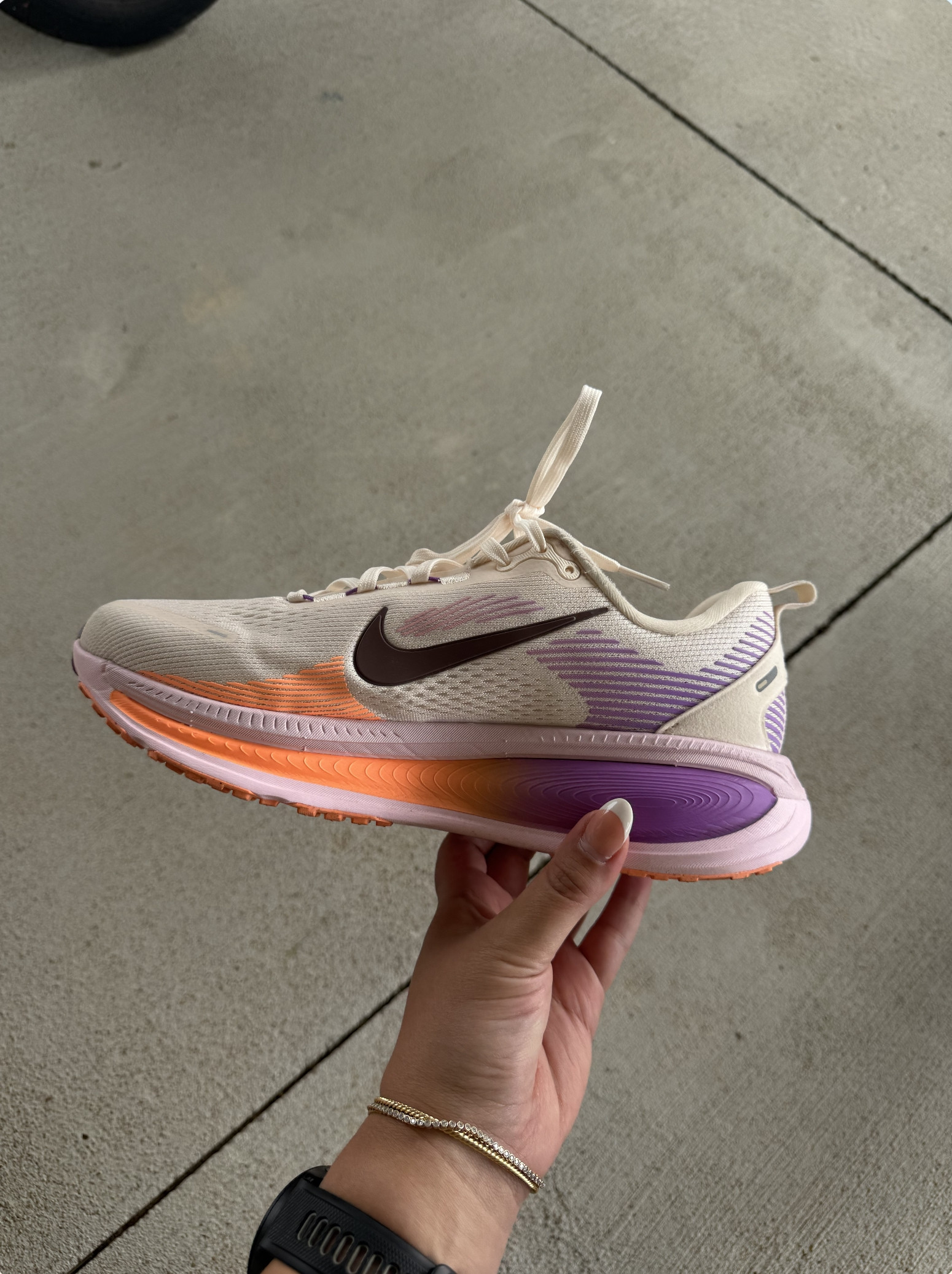 Obsessed with these running shoes, they're so comfortable & perfect for long distance! running shoes, nike, Nike Vomero 18 

 #LTKSeasonal