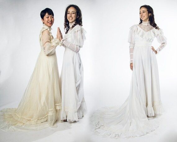 Gorgeous 1970s White Wedding Dress Lace Victorian Neckline  | Etsy | Etsy (US)