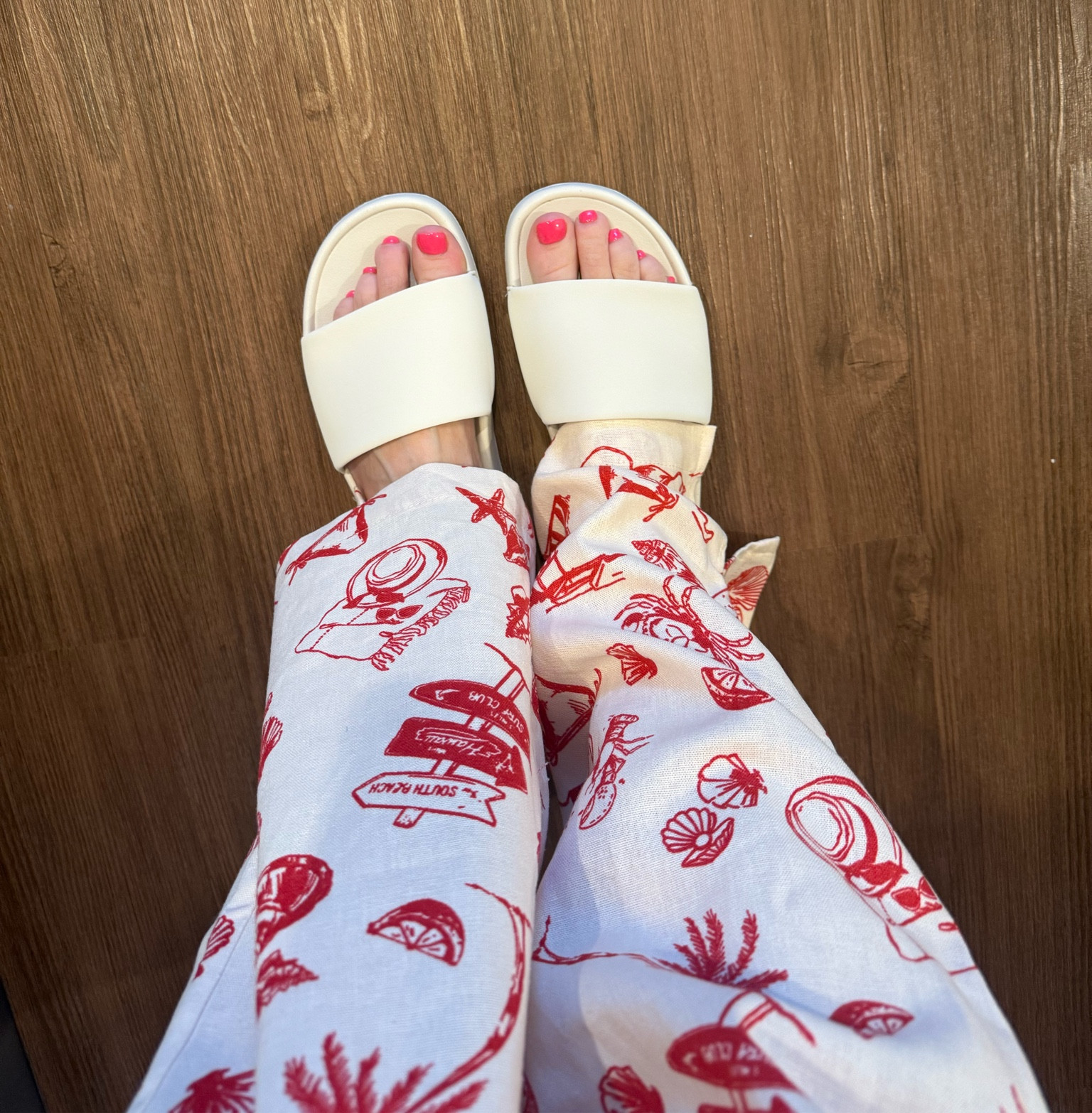 Comfy Slides a must for spring/summer time wear. Perfect for pool, lake and beach to every day wear. 


Target- Crazy Busy Mama 

#LTKFindsUnder50 #LTKSwim #LTKStyleTip