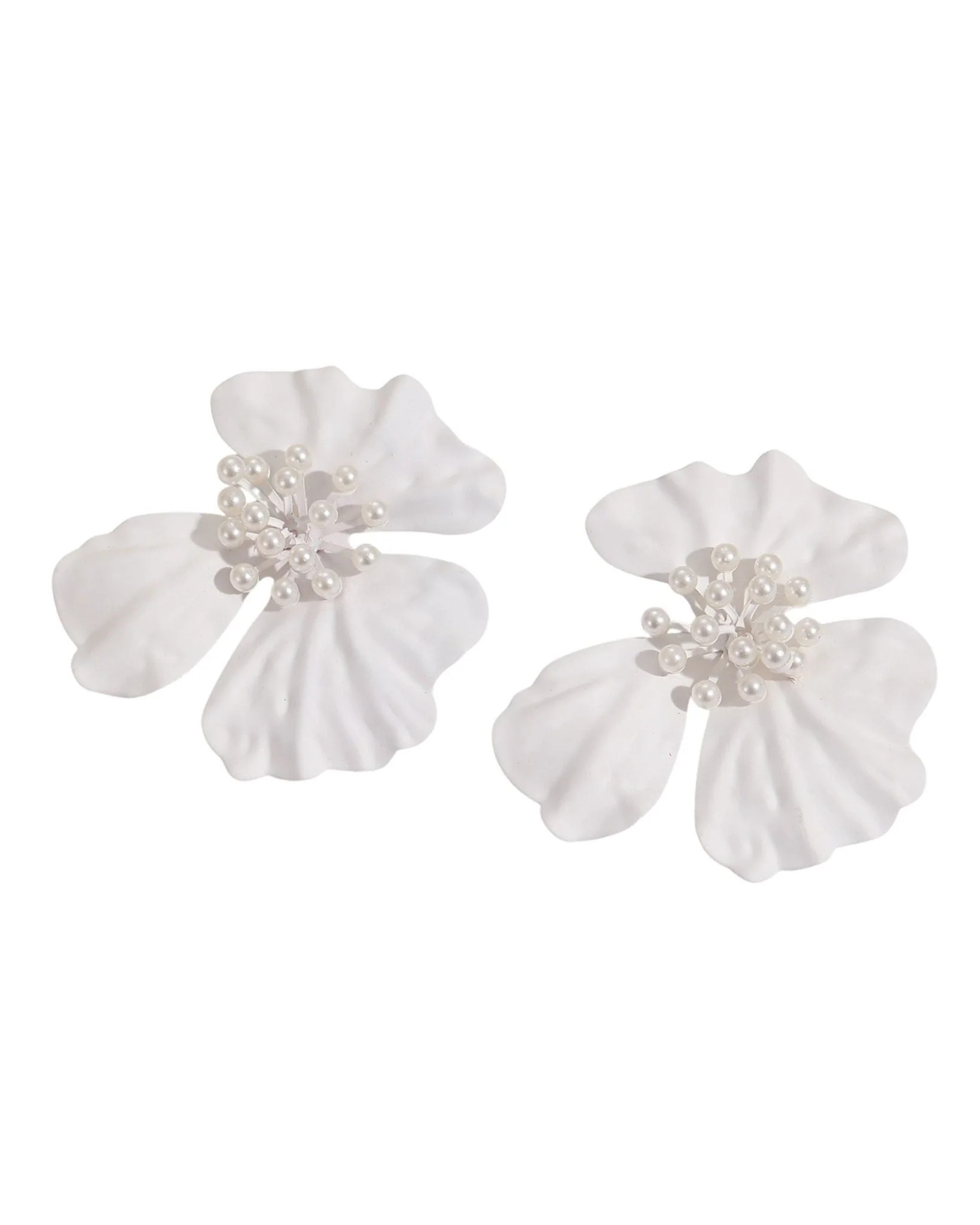 Capri Statement Earrings - White | LINNY CO LLC