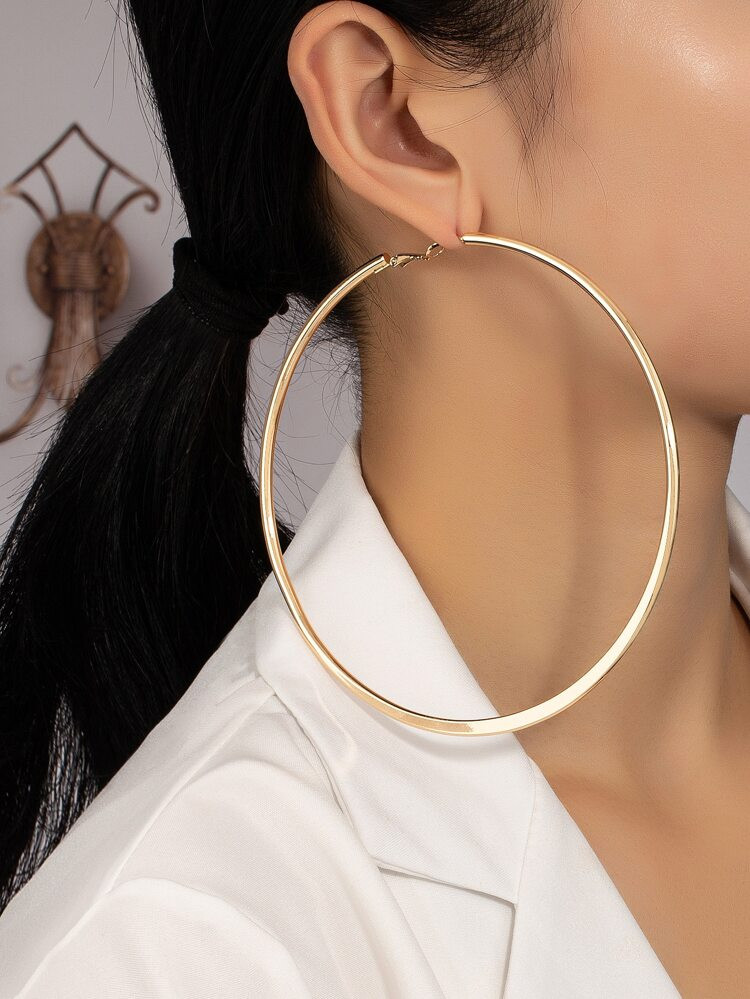 Exaggerated Hoop Earrings | SHEIN