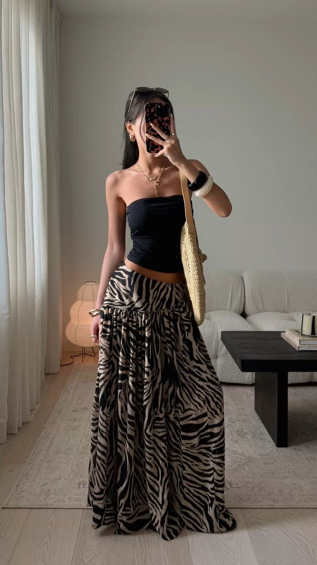 top size xs, skirt size US 2 (i shortened the skirt length)