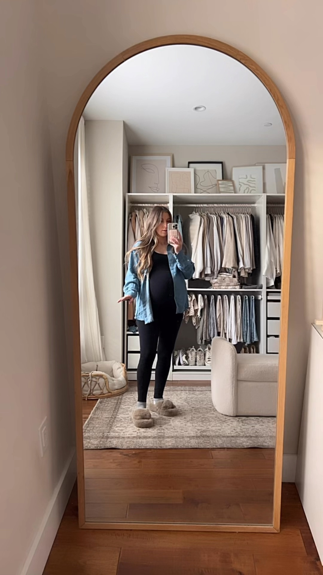 The perfect maternity fit #bumpstyle 

#LTKSaleAlert #LTKFindsUnder50 #LTKBump