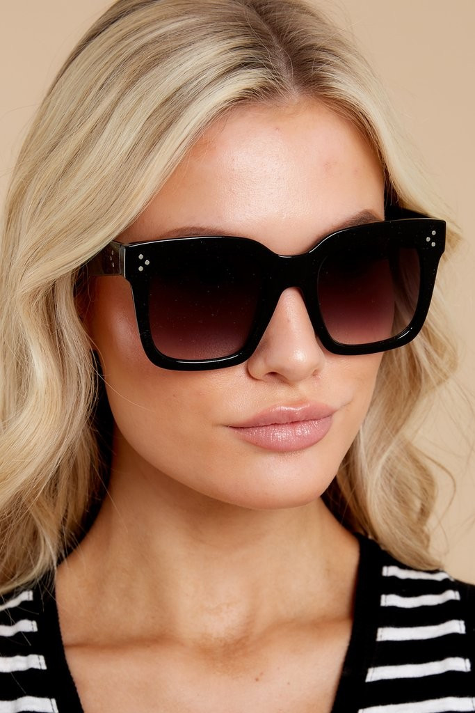 Bright Side Black Sunglasses | Red Dress 
