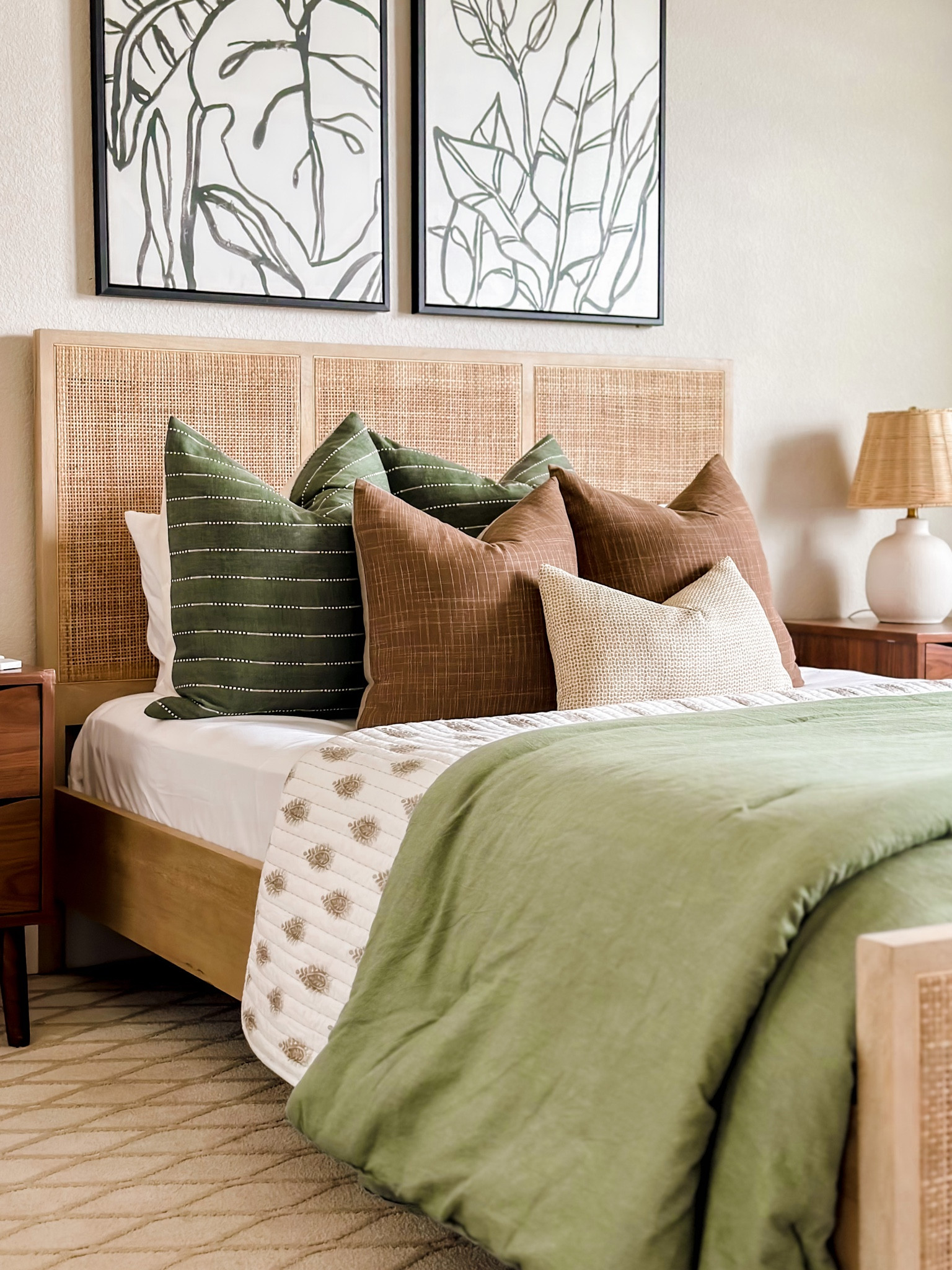 Tween Boys neutral and green bedroom 