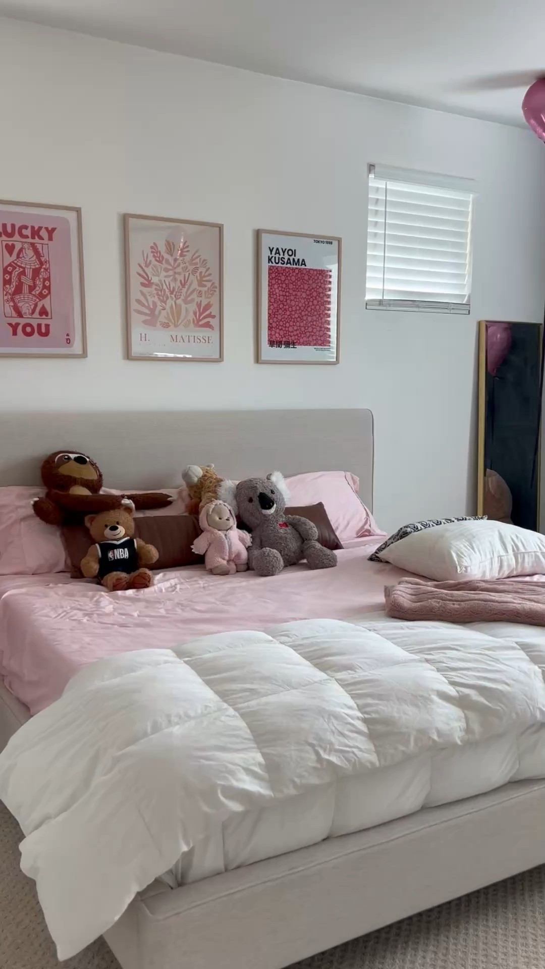 Not me turning this room into a cozy little cloud.
The art, the bedding, the giant teddy bear pile (yes, they stay)—all the soft neutrals and pinks just make it feel so calm and comfy in here.
If you’re into that laid-back, soft-but-not-too-sweet vibe, I linked everything I could on my LTK—mirror, prints, bedding, all of it.
Go peek if you wanna bring this energy into your own space!

#LTKhome #ComfyVibesOnly #BedroomMood #SoftNeutrals #HomeStyle

#LTKHome #LTKFamily