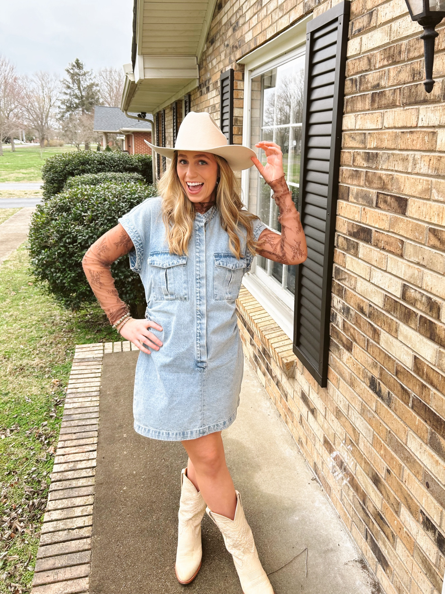 Country concert ready! 😍 Outfit for Riley Green! #countryconcert #outfitforcountryconcert #nashville #huntsville #country
 

#LTKfamily #LTKstyletip