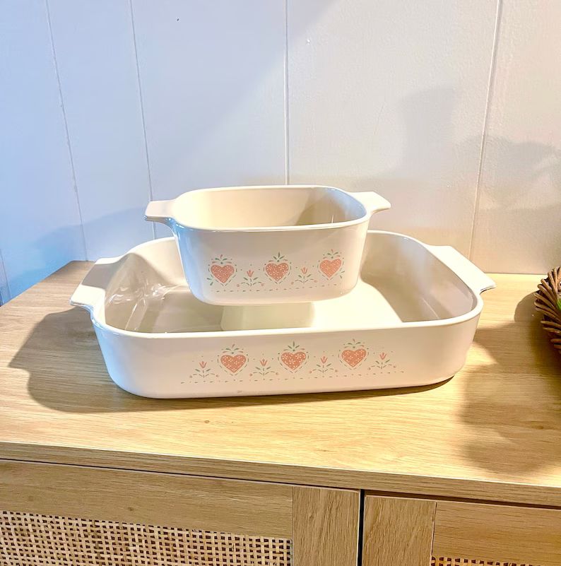 Vintage 1980s Corning Ware Forever Yours Large Lasagna Pan & Medium Casserole baker Pink Hearts A... | Etsy (US)