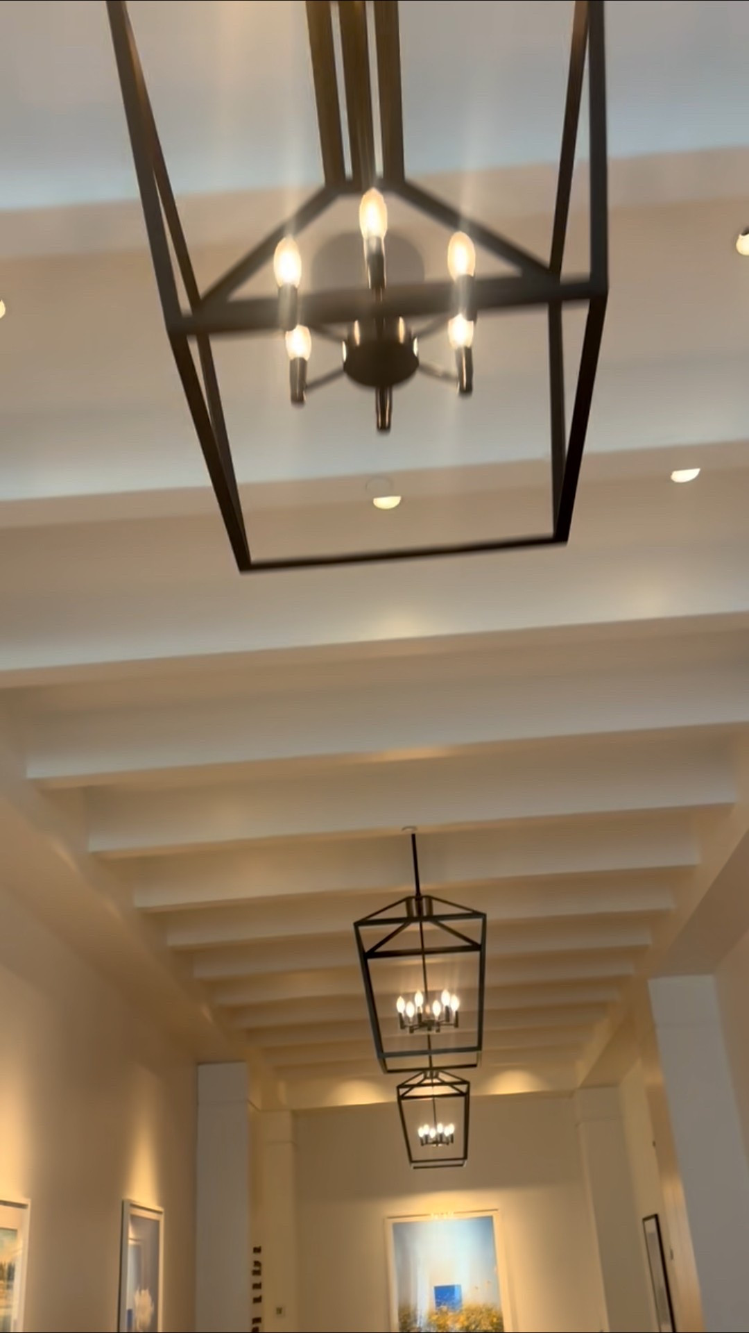 A fresh start for the new year—love the clean, crisp white walls and ceilings  paired with a clean-lined black iron lantern.

#ModernClassic #LanternLight #CeilingLight #LightingDesign #HomeRefresh #TimelessStyle