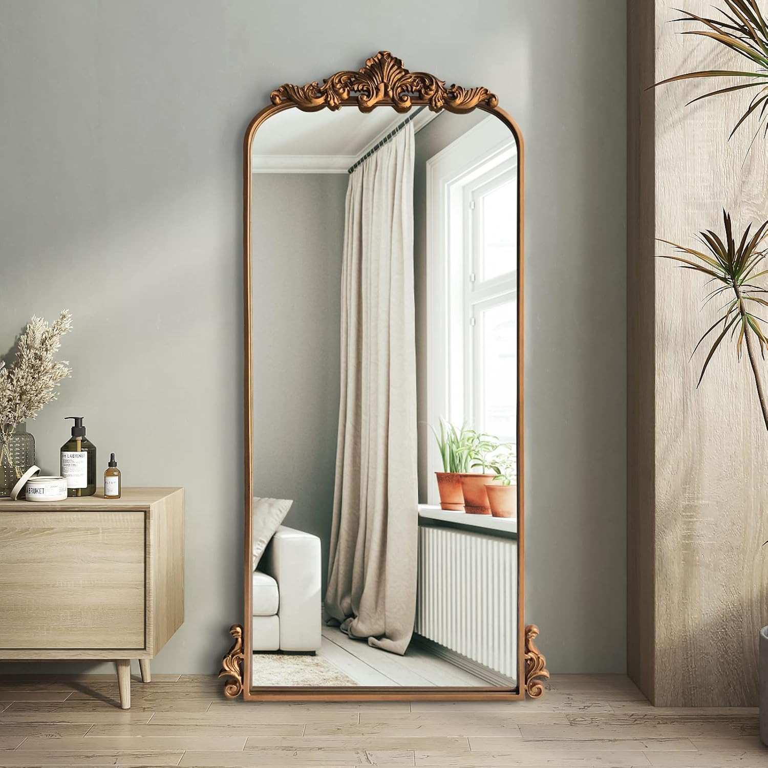 WAMIRRO Arched Mirror,Vintage Black Traditional Vintage Ornate Baroque Mirror,Antique Brass Mirro... | Amazon (US)