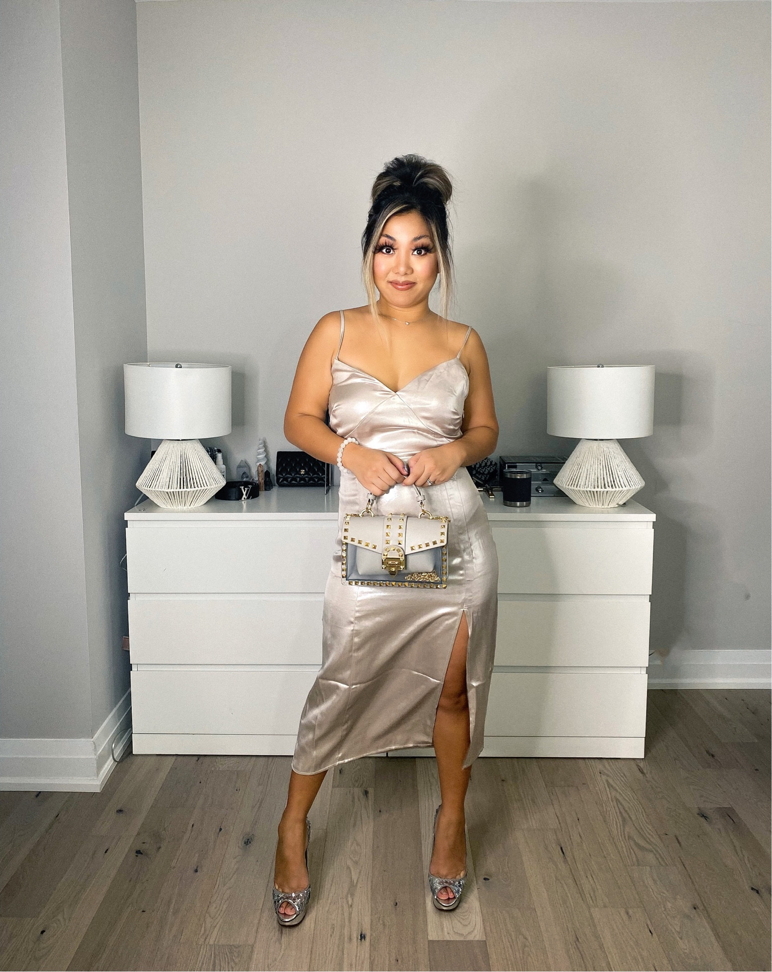 Holiday Dress Ideas / New Years Dress Ideas
Silver MIDI Dress
Follow Glam Mommy Boss ➮@MaiTTranly
for MORE Fashion + Lifestyle + Beauty + Travel Finds, Ideas, Tips & Deals

Thanks for dropping by. I really appreciate it! Please Like & Share!

Make Everyday Count Because You’re a Superstar💫
XoXo Mai T 
www.maittranly.com


#LTKSeasonal #LTKHoliday #LTKstyletip