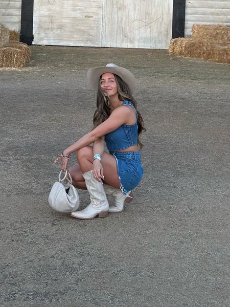 Stagecoach denim set off white cowboy boots 

#LTKFestival