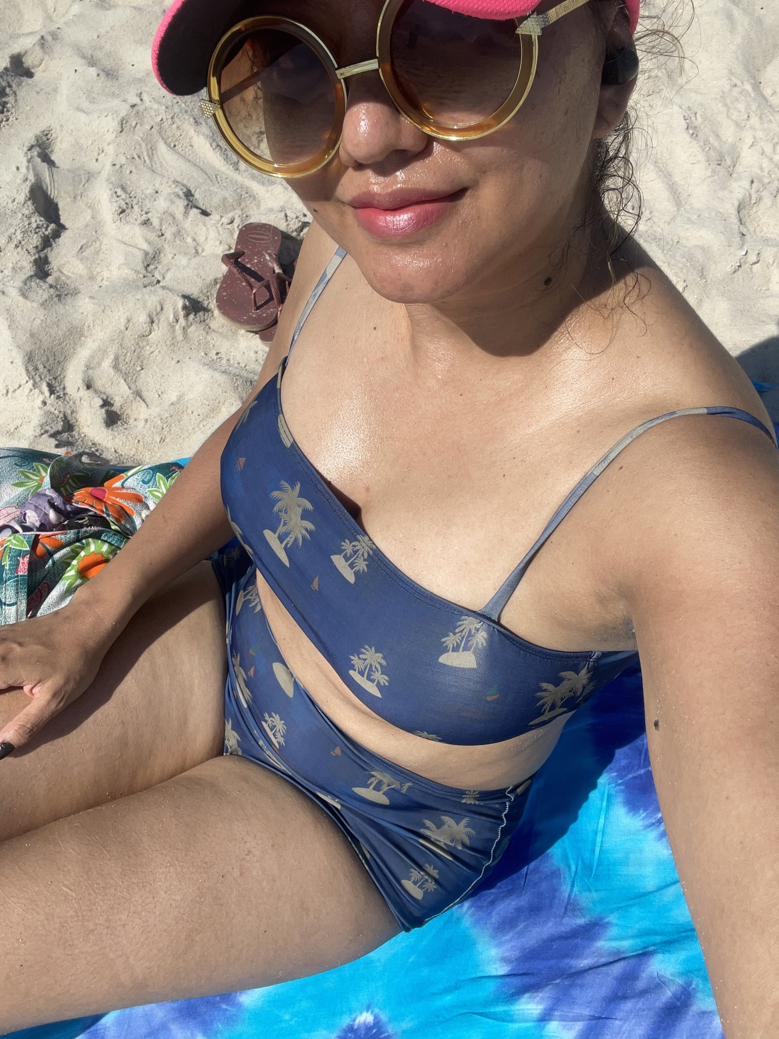 Nos dias de praia eu sou do time das hot pants e vc? Me conta! #biquine #diadepraia #modapraia

#LTKbrasil #LTKstyletip #LTKswimwear