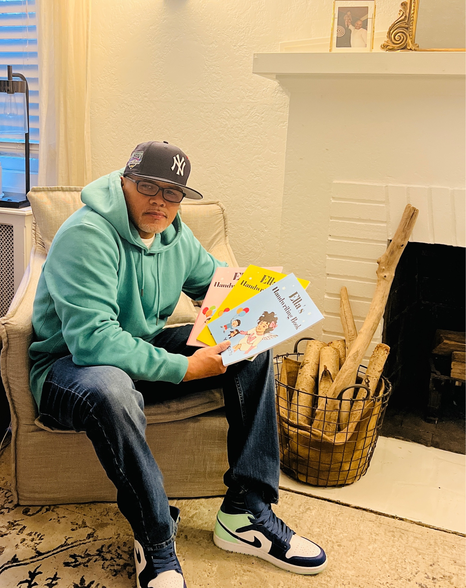 Thank God It’s Friday😎🔥
Get your lil one handwriting skill up with the Ella’s Handwriting book💜

#LTKbaby #LTKGiftGuide #LTKfamily