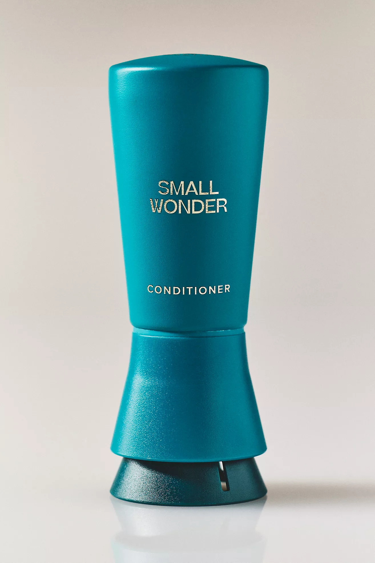 Small Wonder Signature Conditioner | Anthropologie (US)