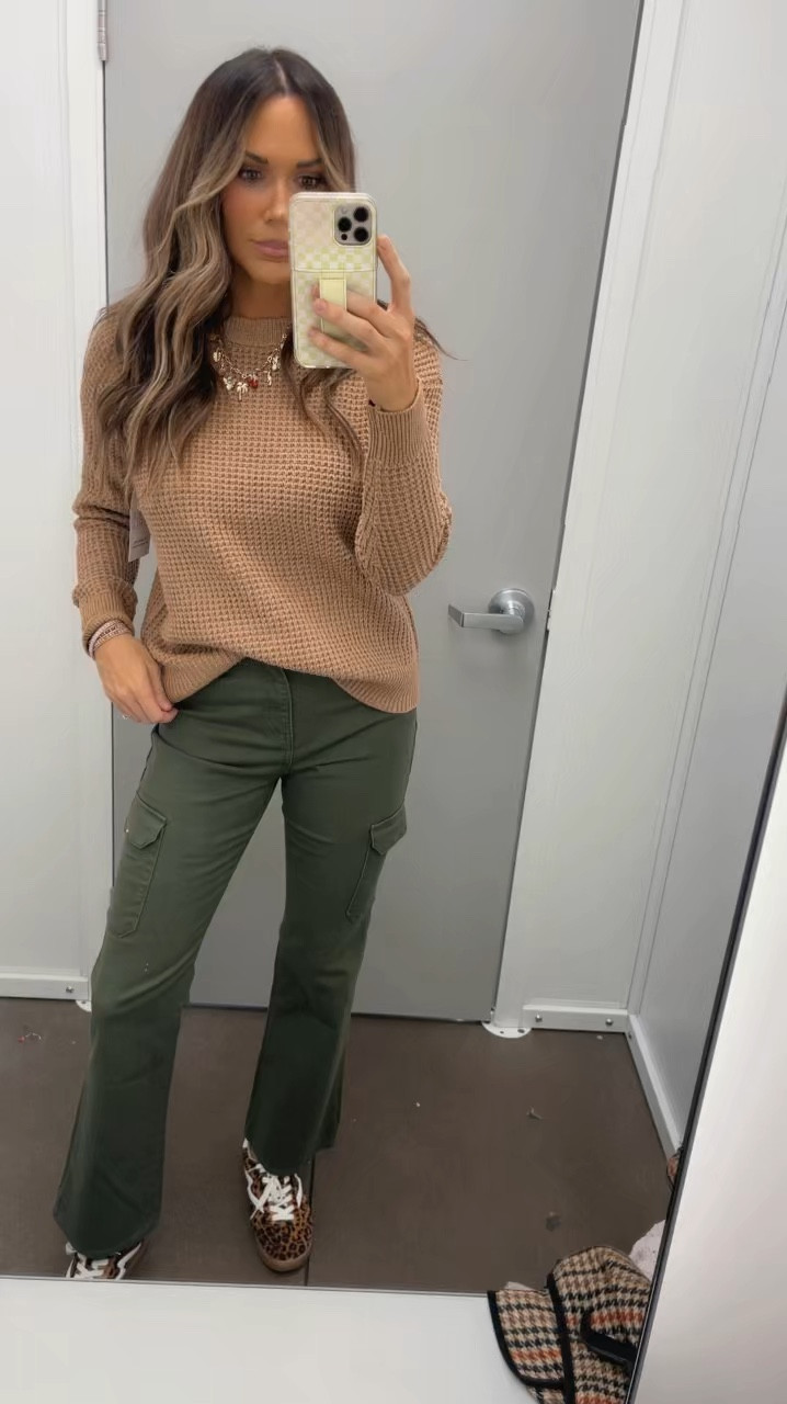 Walmart new arrivals wearing a medium in this sweater and a 6 in the jeans

#LTKFindsUnder50