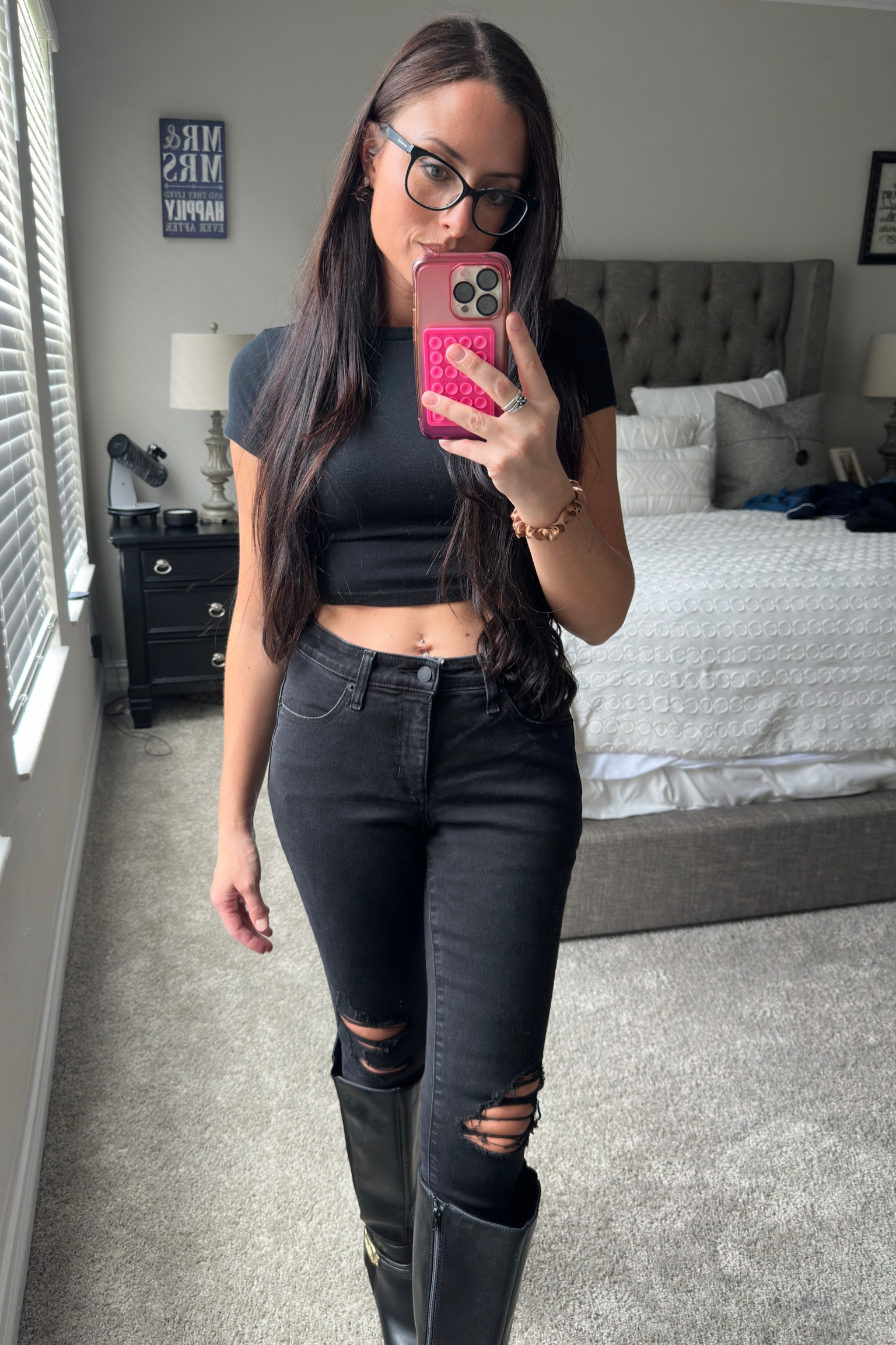 All black fall outfit 🖤🍁 I think this would be a great game day look if you’re going out ! Linking it all
Below 

#LTKFindsUnder50 #LTKStyleTip #LTKFallSale