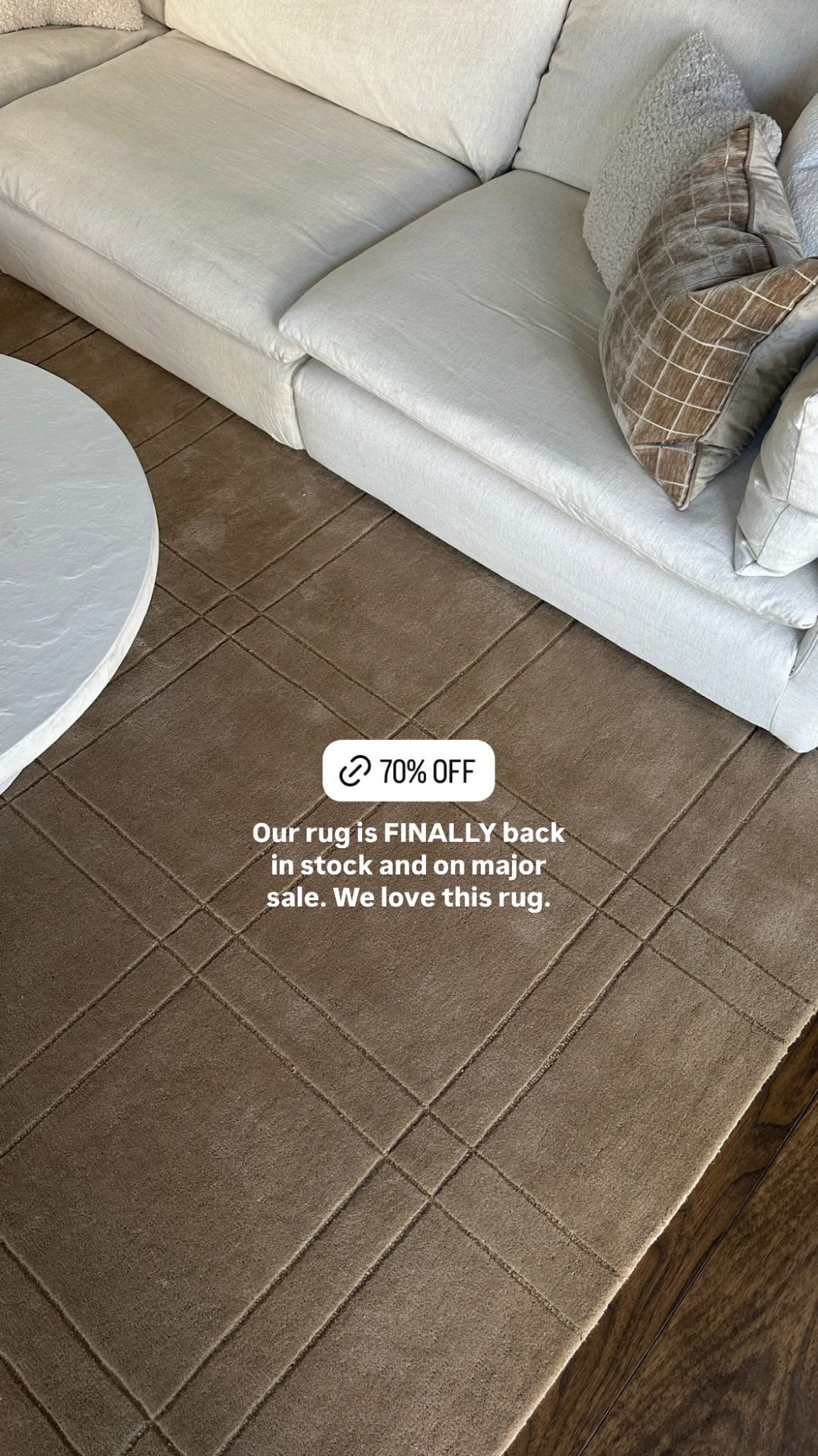 Our favorite rug is finally back in stock!

rug | neutral | home decor 