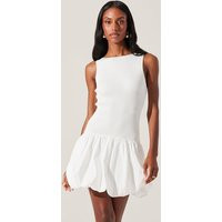 ASTR the Label | Nettie Bubble Hem Sweater Dress in White | Size L | ASTR The Label (US)