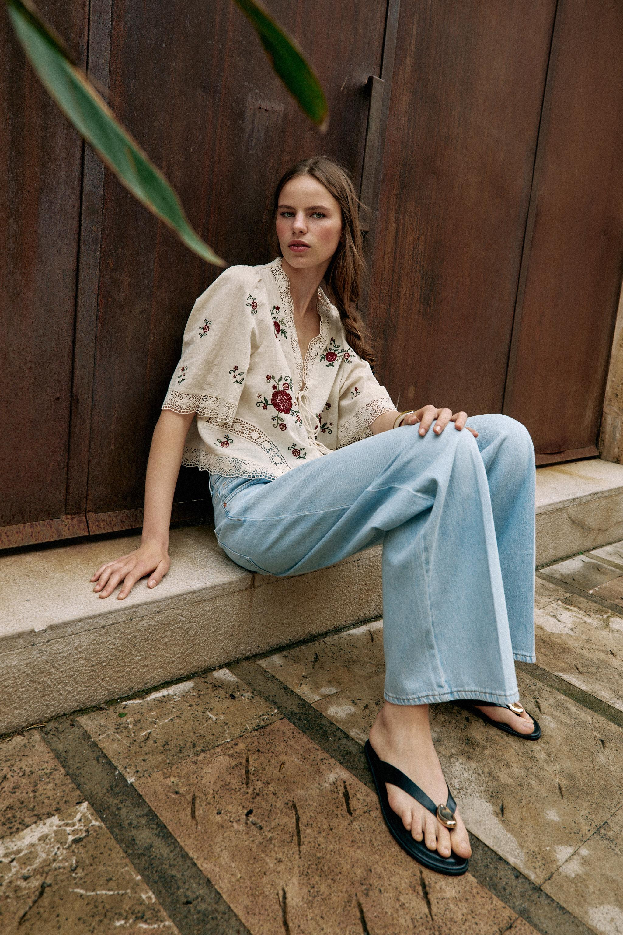 Z1975 MID-WAIST WIDE-LEG JEANS WITH PRESSED CREASE | Zara UK