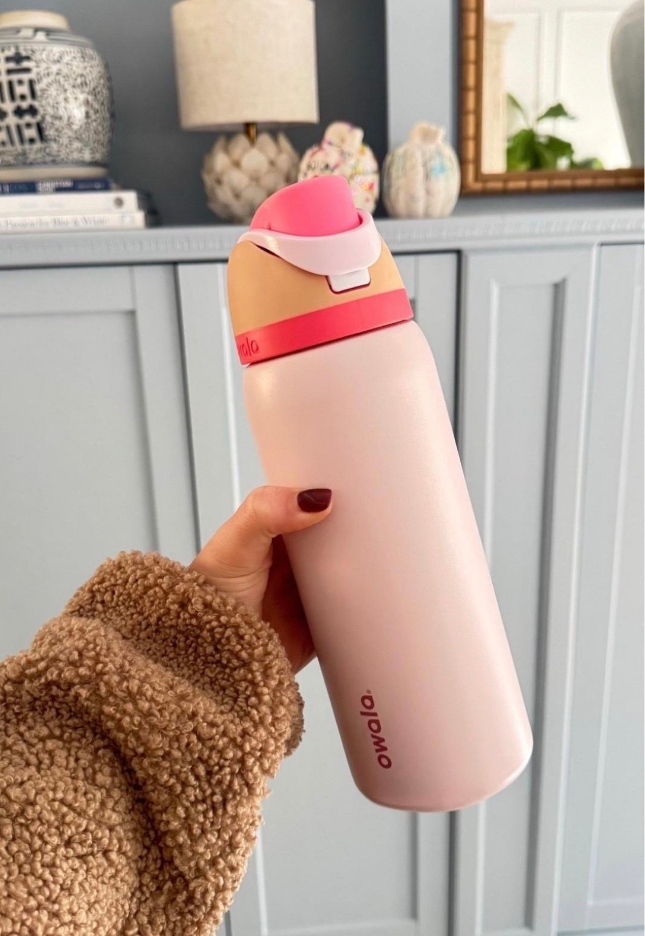 This stainless steel water bottle is such a fun everyday find! It’s BPA-free, dishwasher safe, and available in several sizes and color combinations.