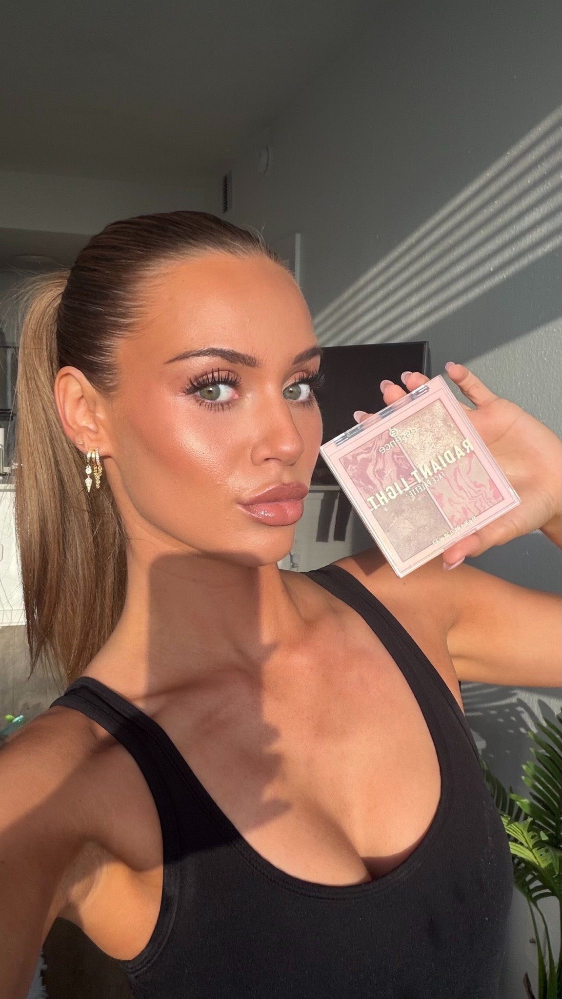 $11 btw. ELEVEN DOLLARS for a glow like THIS!!! I used all 4 quads in my look today and I am literally in disbelief of how well they performed for being $11.

#LTKgrwm #LTKBeauty #LTKU