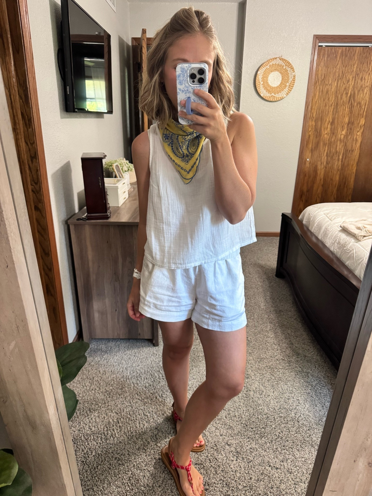 Wearing an xs in the shorts and a small in the top.

#LTKootd #LTKgrwm #LTKmomlife