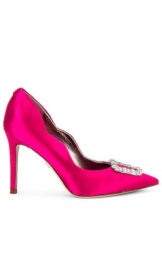 Harriett Pump in Bold Fuchsia | Revolve Clothing (Global)