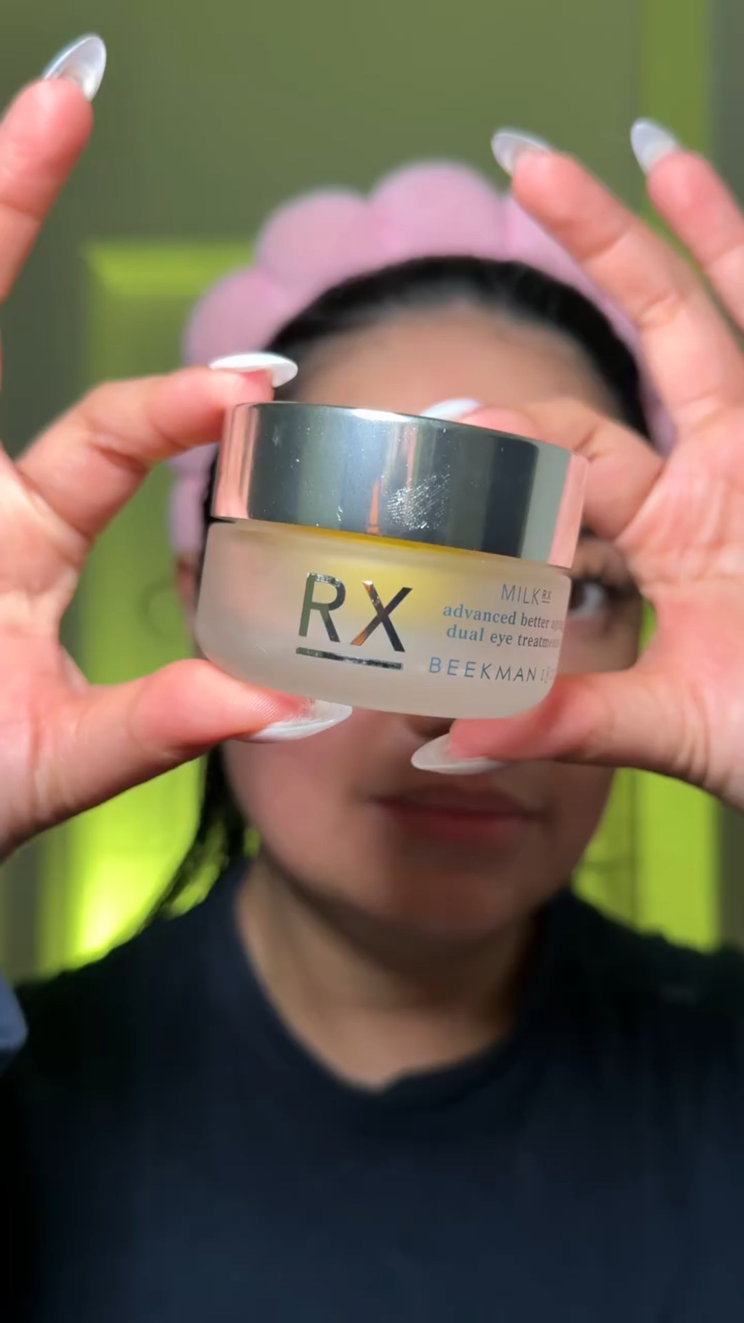 Beekman 1802 Advanced Better Aging Dual Eye Treatment 👀✨

This isn’t just an eye cream—it’s a 2-in-1 targeted eye treatment designed for the delicate under-eye area and the upper eye contour. Powered by goat milk + peptides + plant-based retinol alternative, it helps support the skin barrier while improving the look of fine lines, puffiness, and dark circles—without irritating sensitive skin.

Why it works:
• Goat milk = deeply nourishing + barrier-supporting
• Peptides = help smooth the look of fine lines
• Bakuchiol (retinol alternative) = promotes firmer-looking skin, gently

If your under eyes look tired, crepey, or dry, this advanced anti-aging eye treatment is made to hydrate, firm, and brighten—while staying microbiome-friendly.

Because better aging starts with better ingredients. 💛 @beekman1802 @ultabeauty 

#Beekman1802 #AdvancedBetterAging #KindnessKrew #sensitiveskin #MilkRXEye