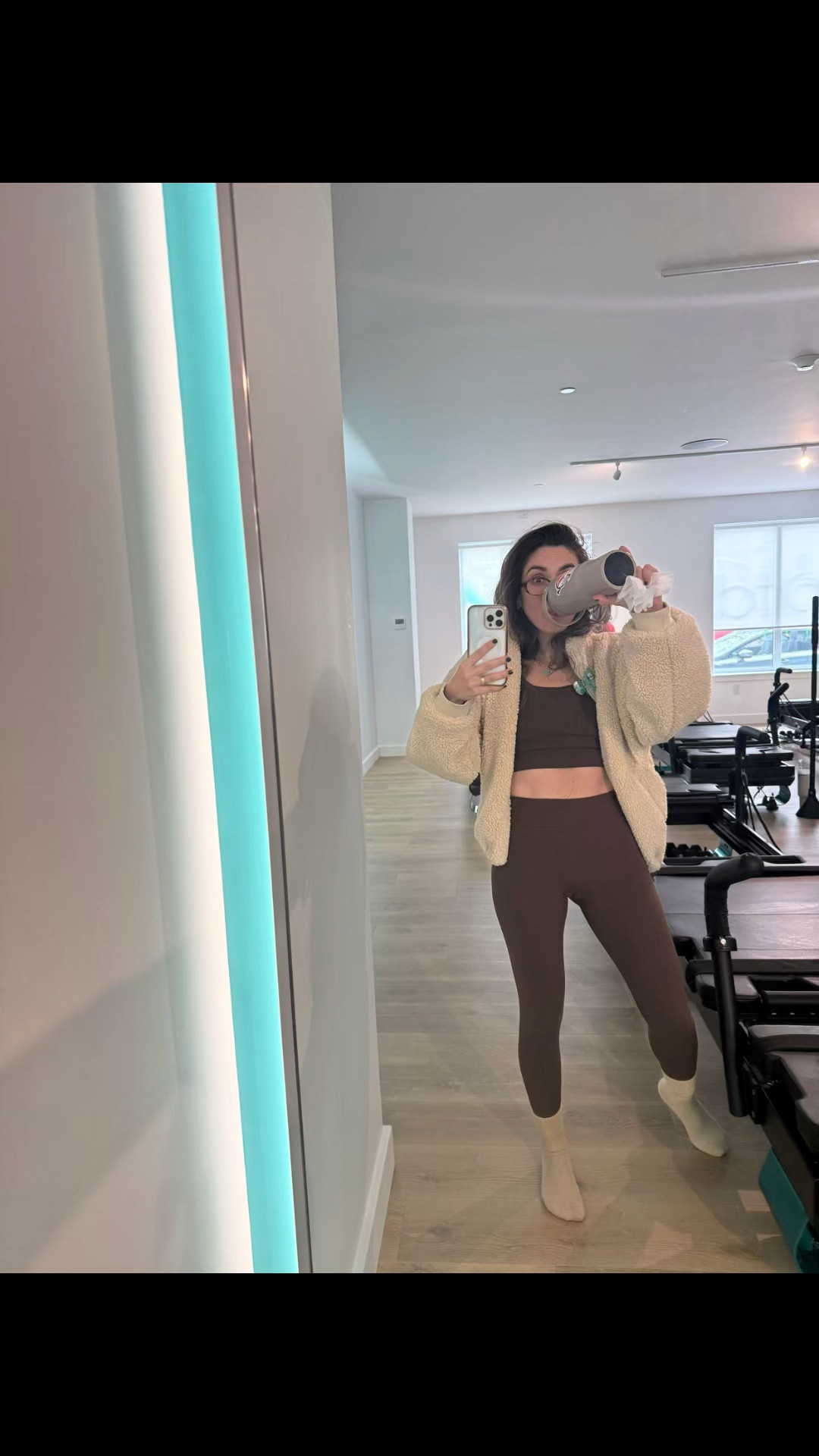 Affordable set that feels like butter, is very flattering 🍑 and doesn’t have a font seem! Obsessed 🤗

#LTKmomlife #LTKActive #LTKfitnessgoals