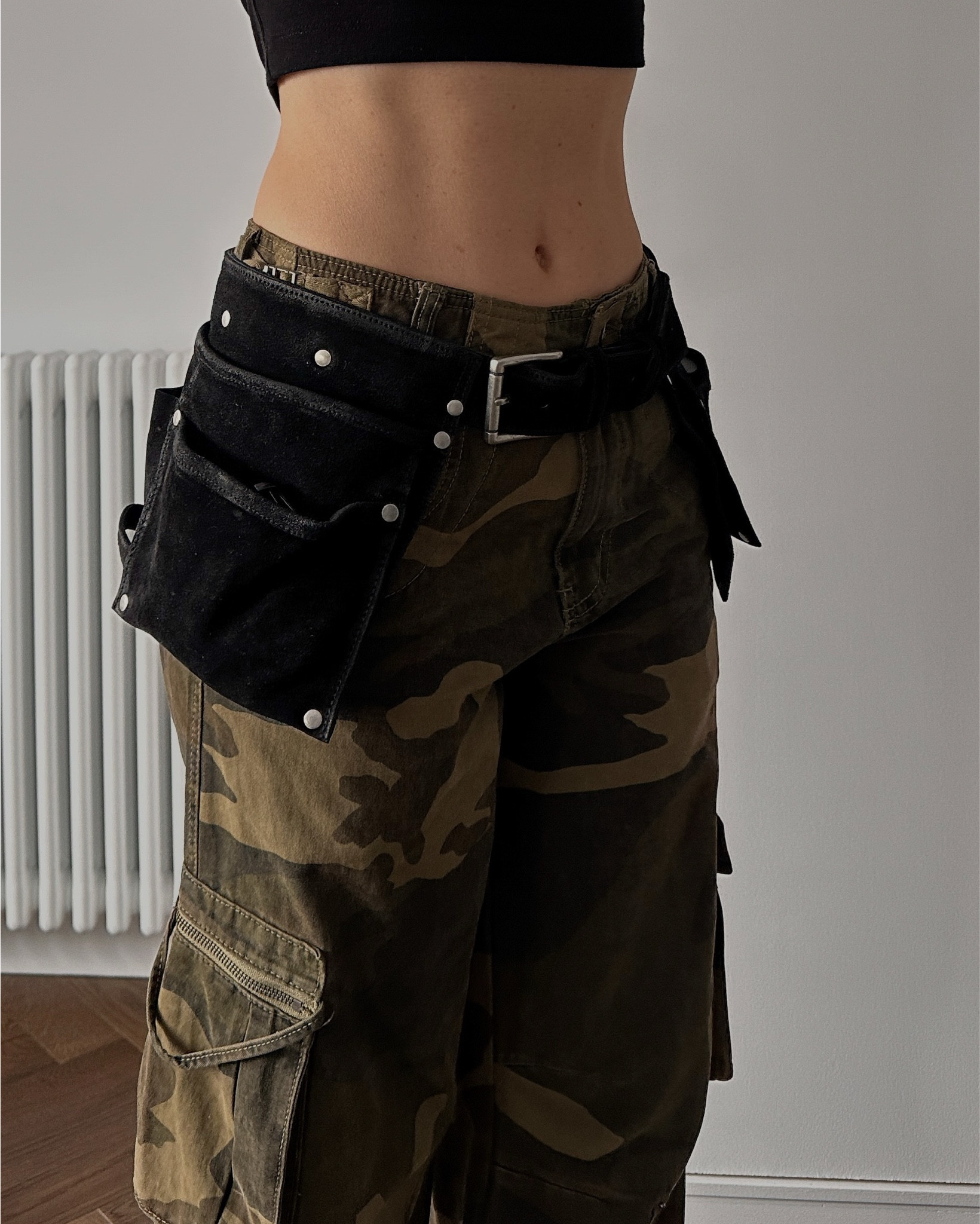 Cargo belt, cargo pocket belt, belt with pockets 

#LTKuk #LTKstyletip